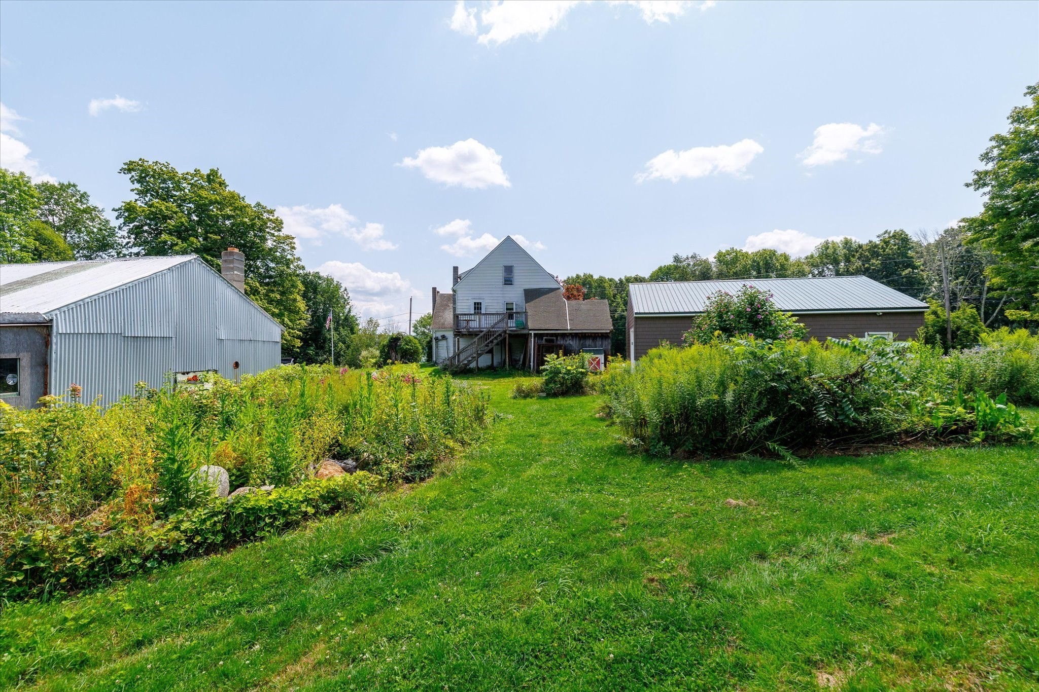 main property photo 35