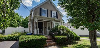 image of property with 5 Bed | 2 Bath | 1,711 Sqft