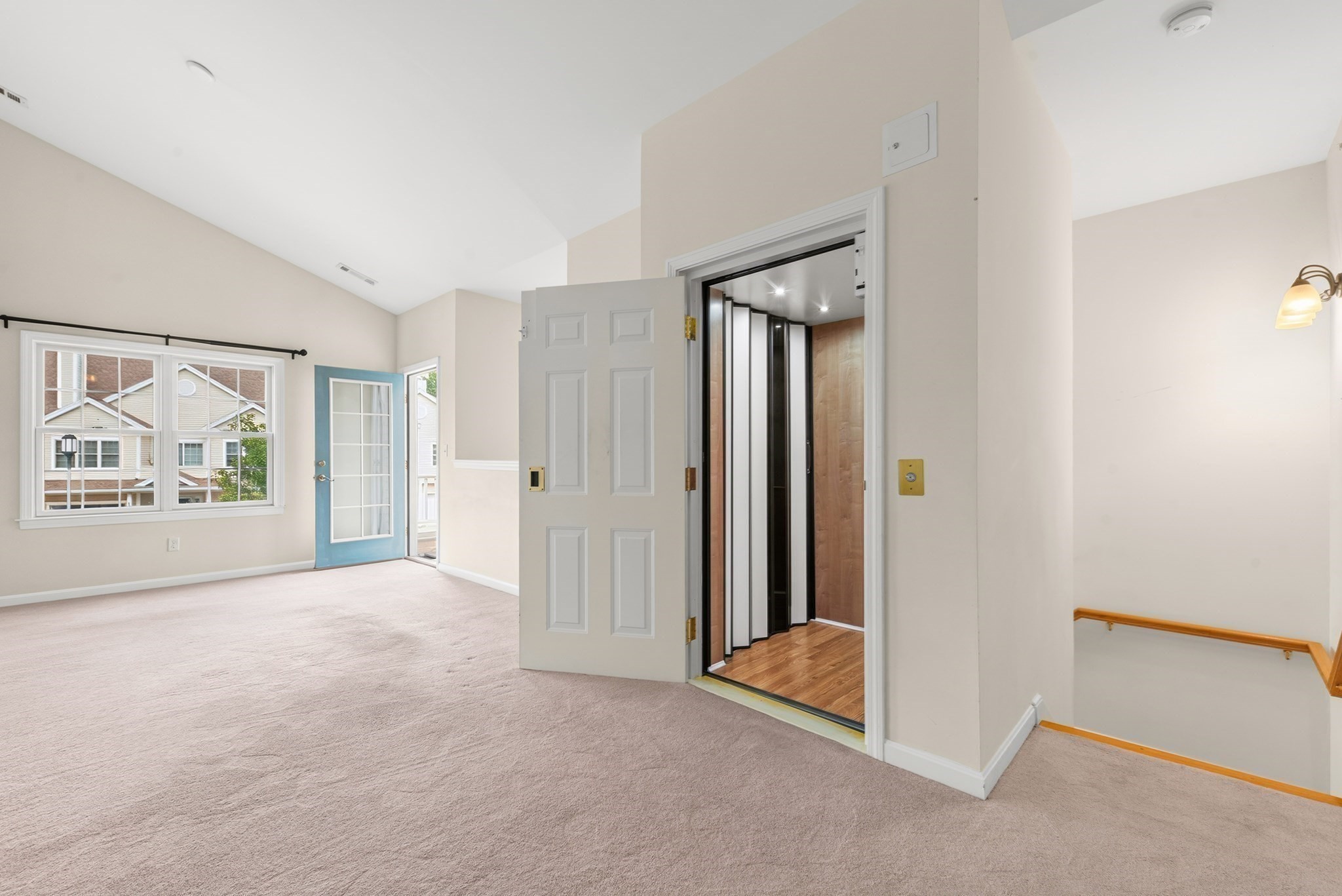 main property photo 13