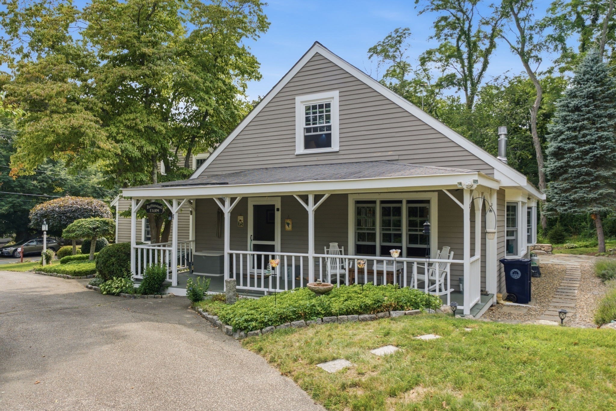 main property photo 2