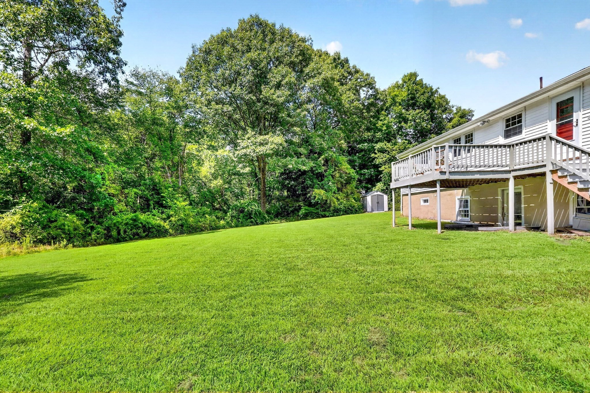 main property photo 31