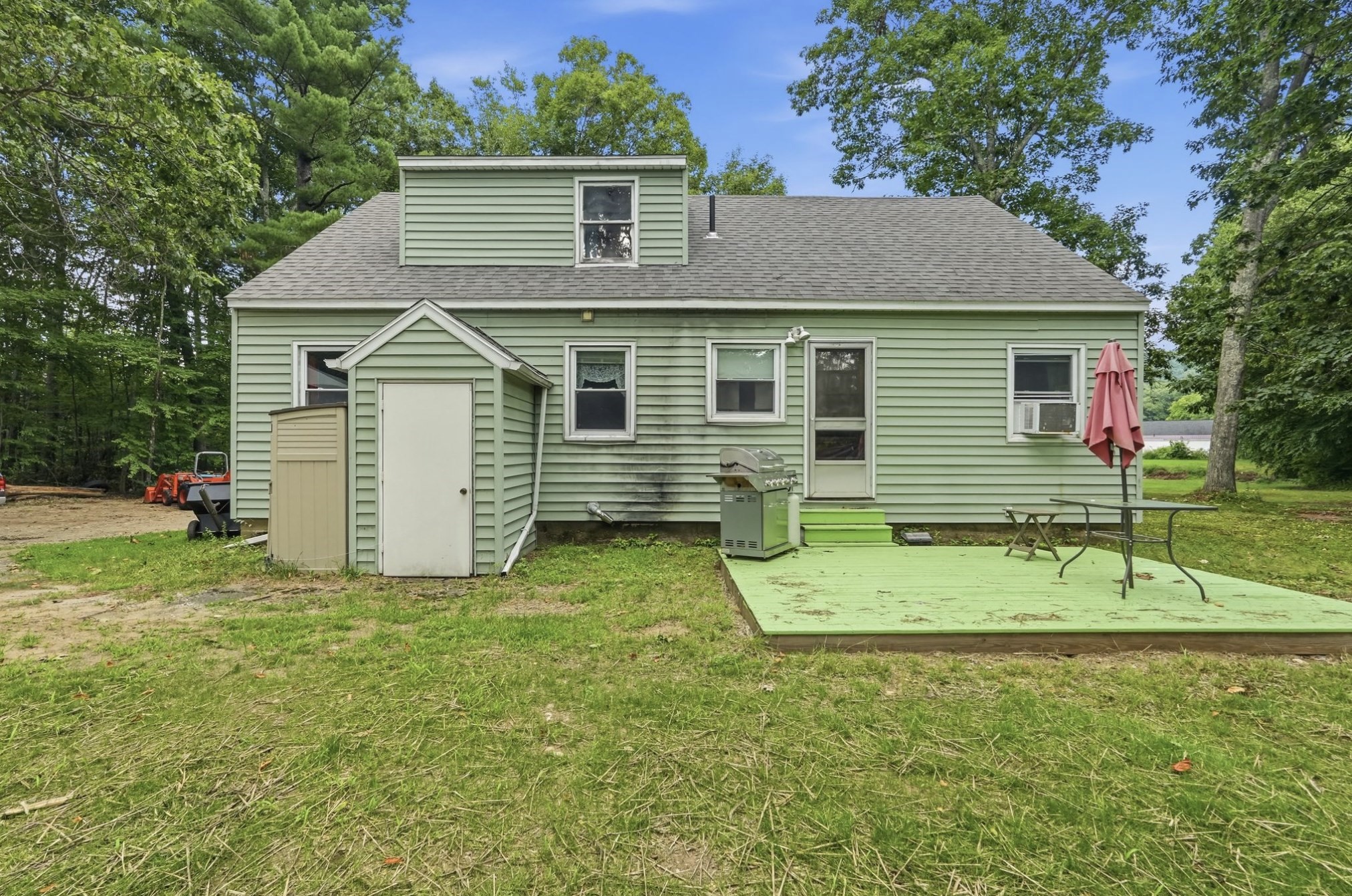 main property photo 30