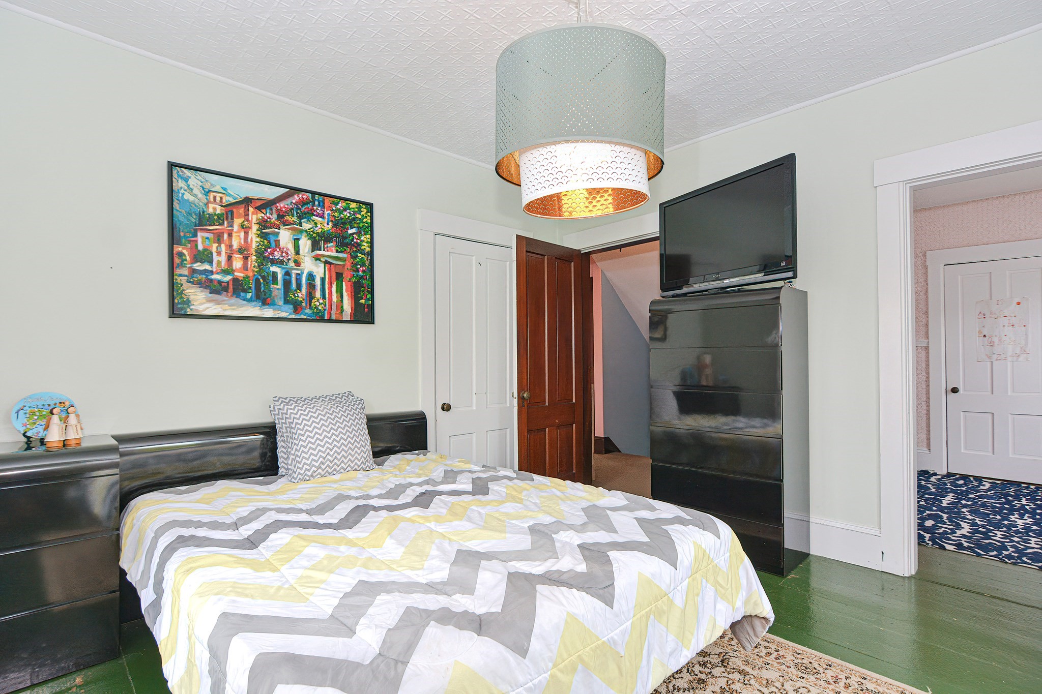 main property photo 11