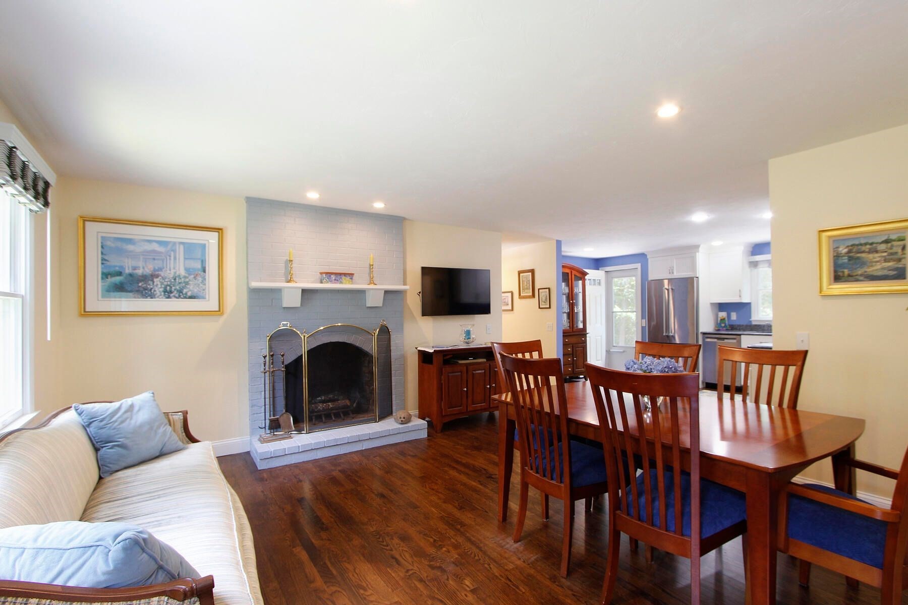 main property photo 14