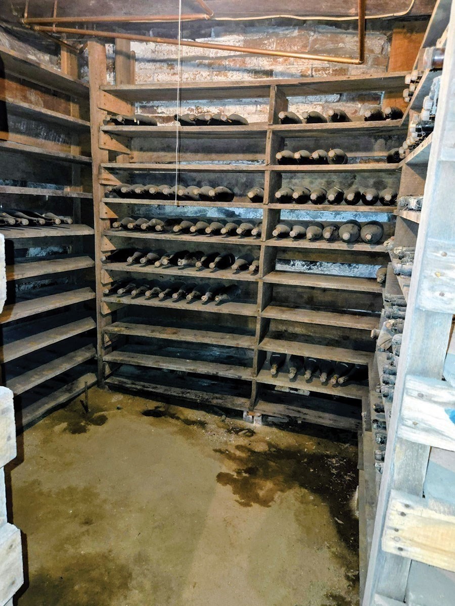 main property photo 25