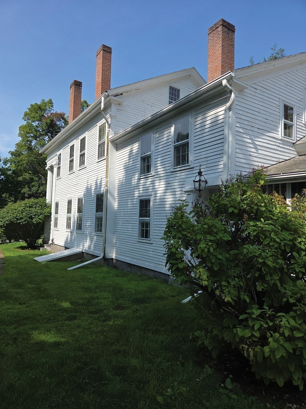 main property photo 29