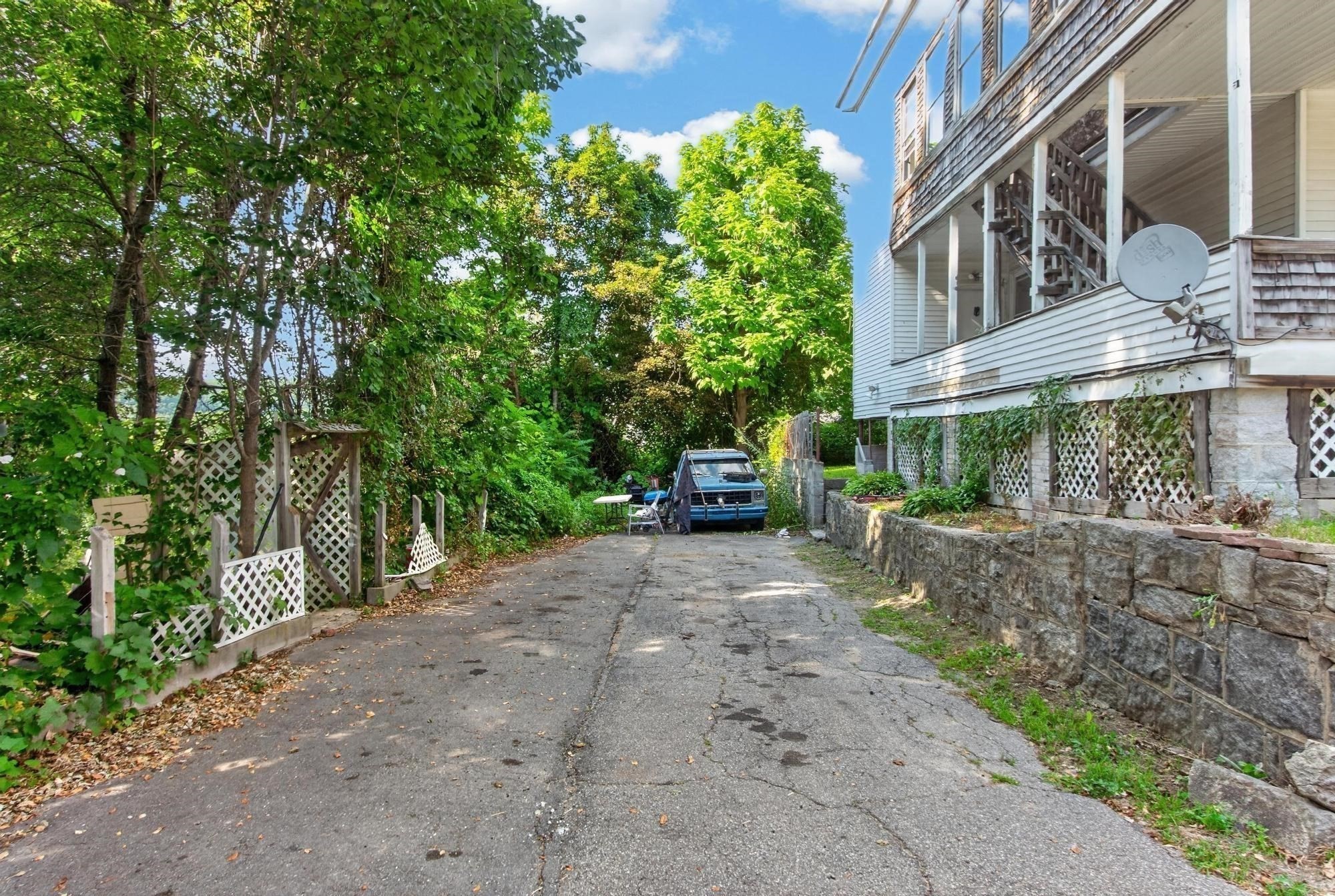 main property photo 38