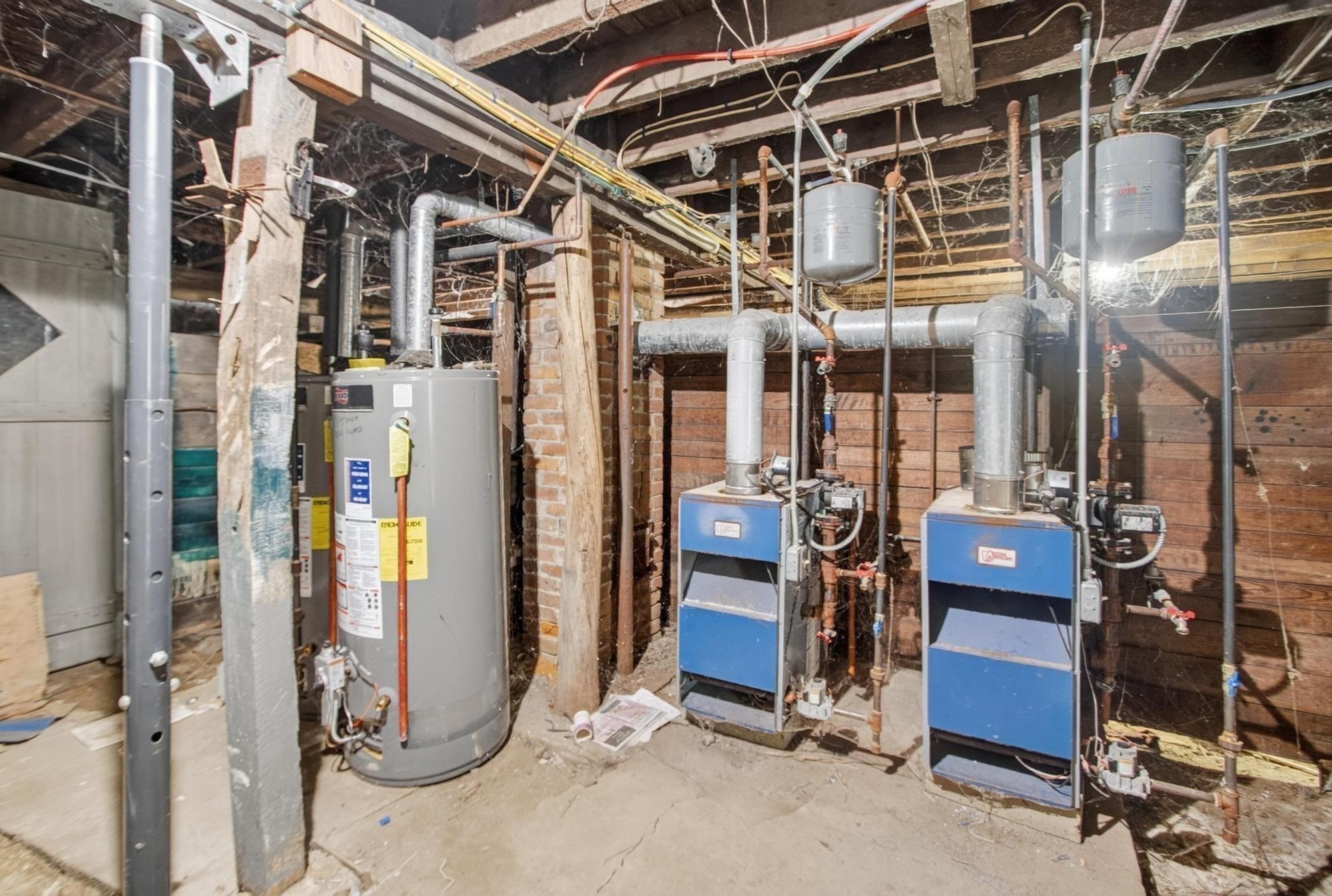 main property photo 39