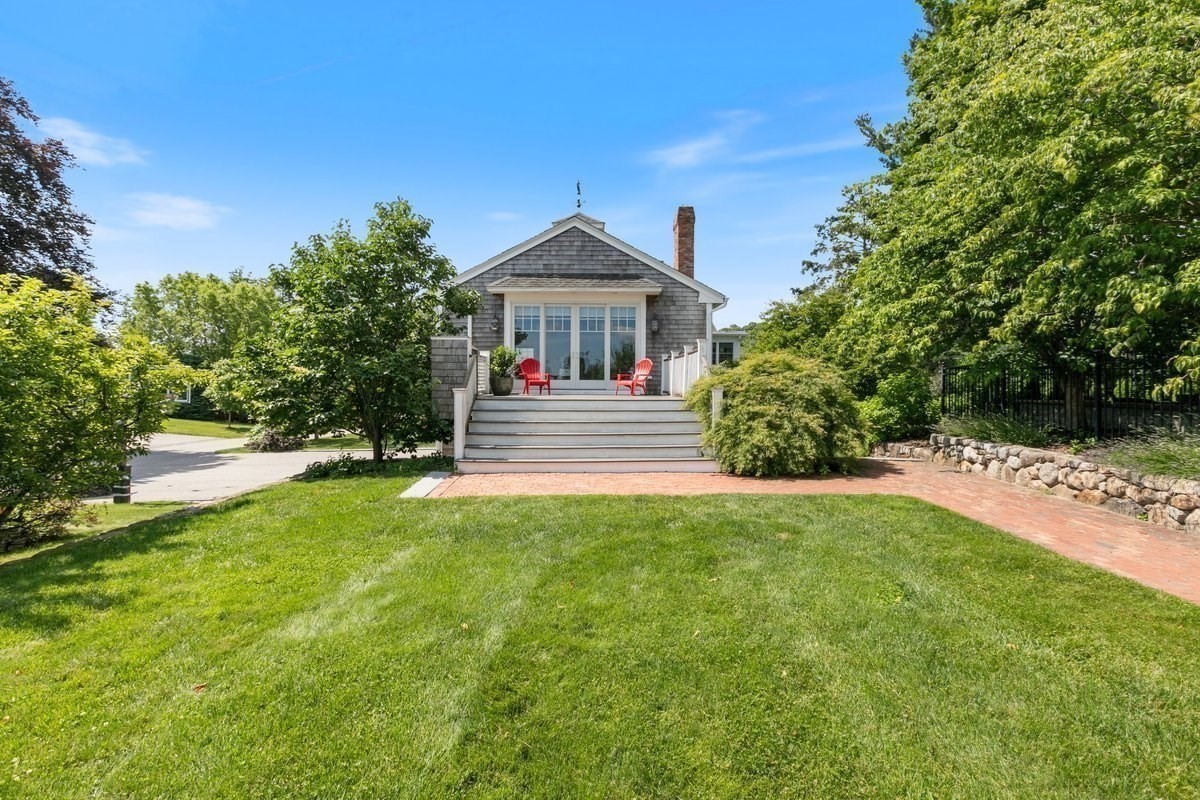 main property photo 32