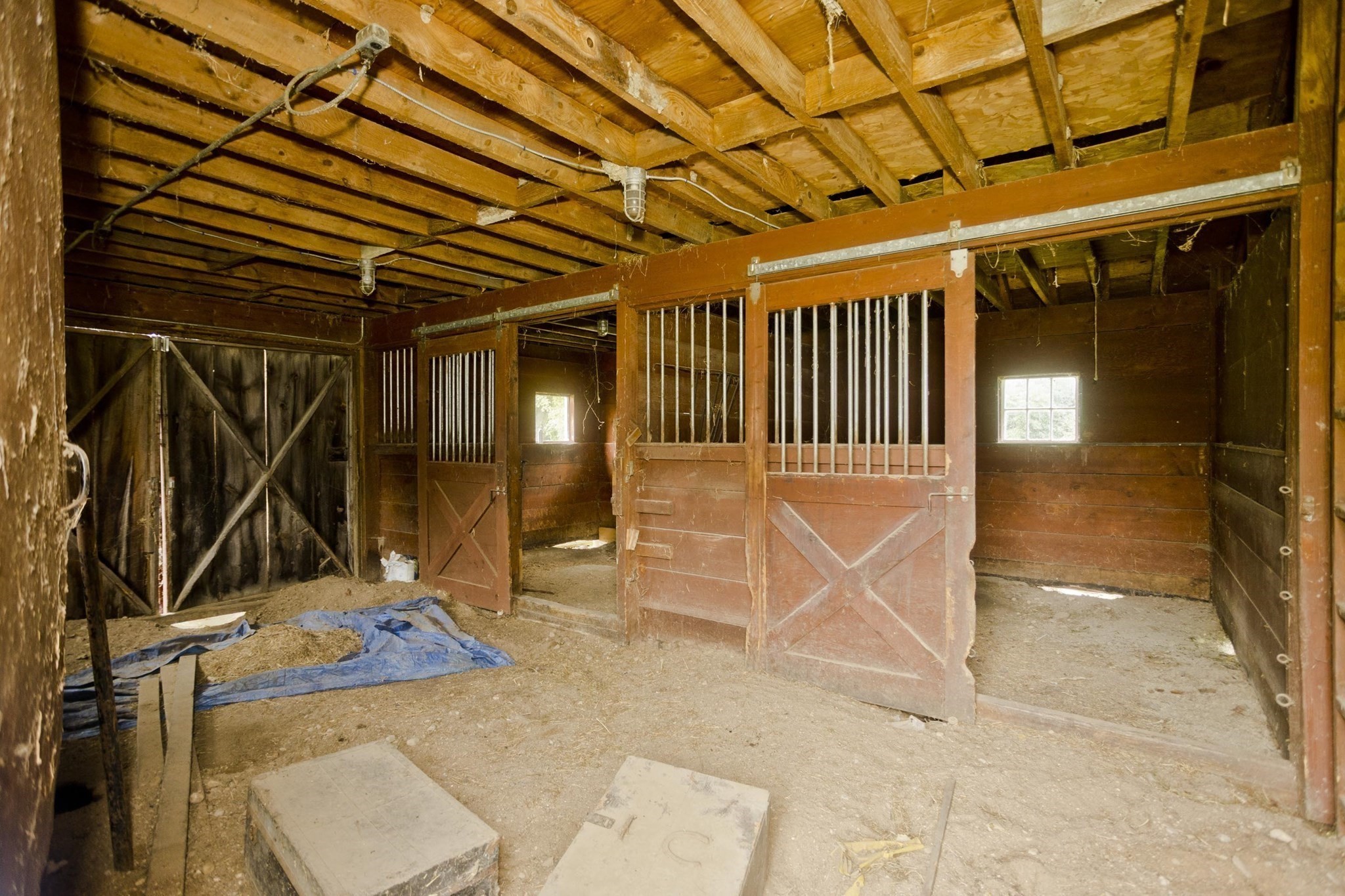 main property photo 36