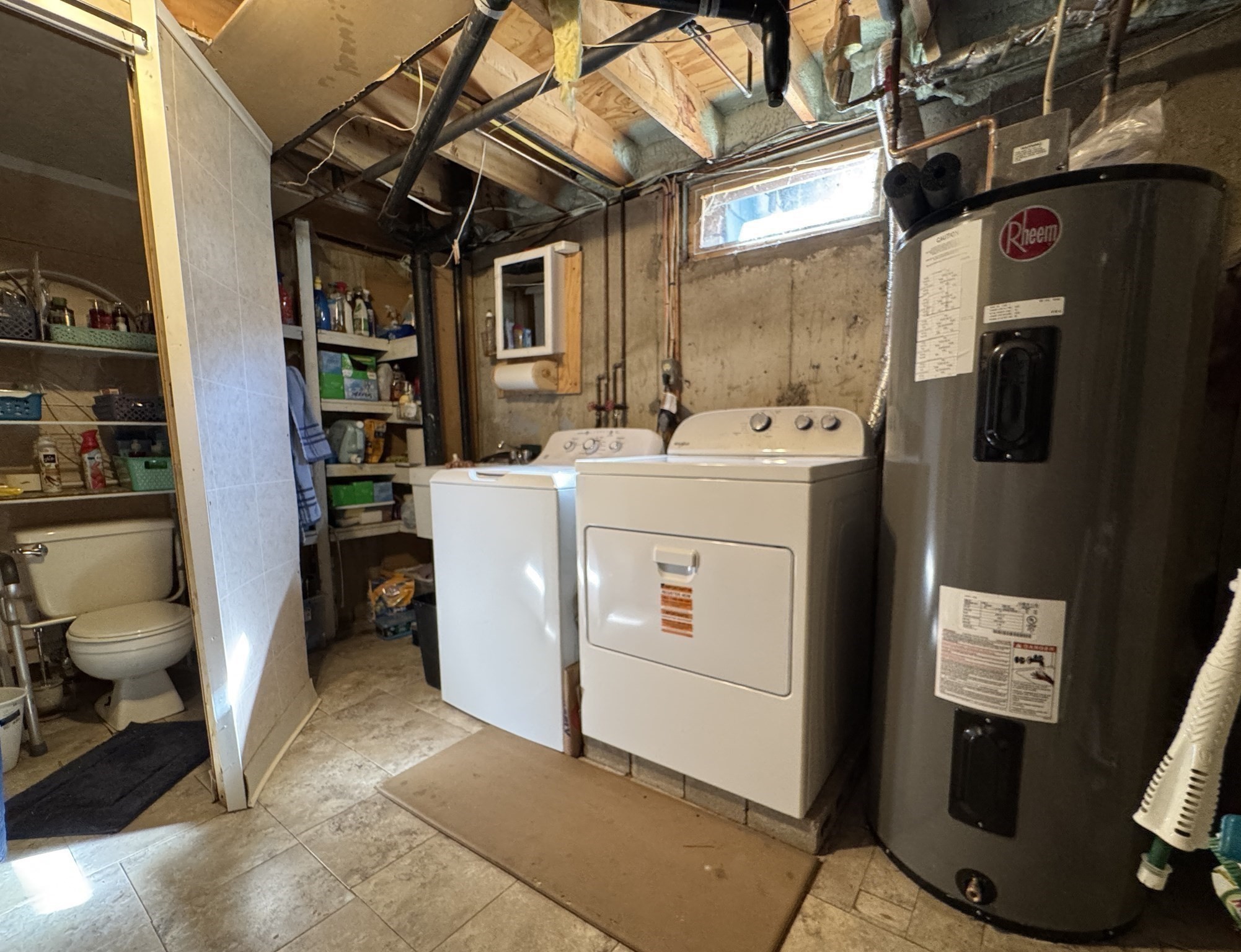 main property photo 14