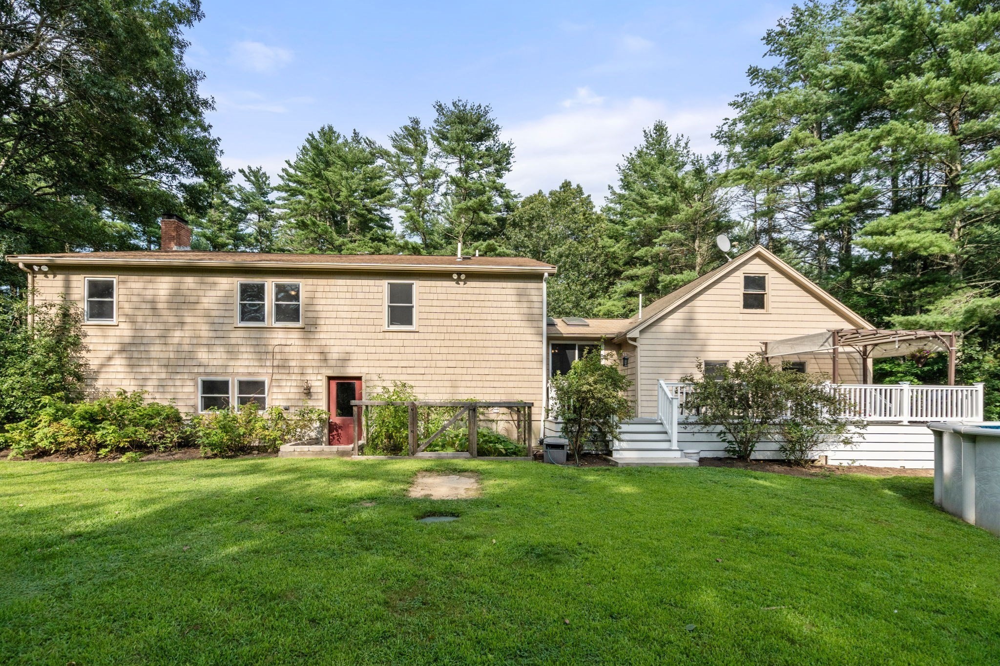 main property photo 39