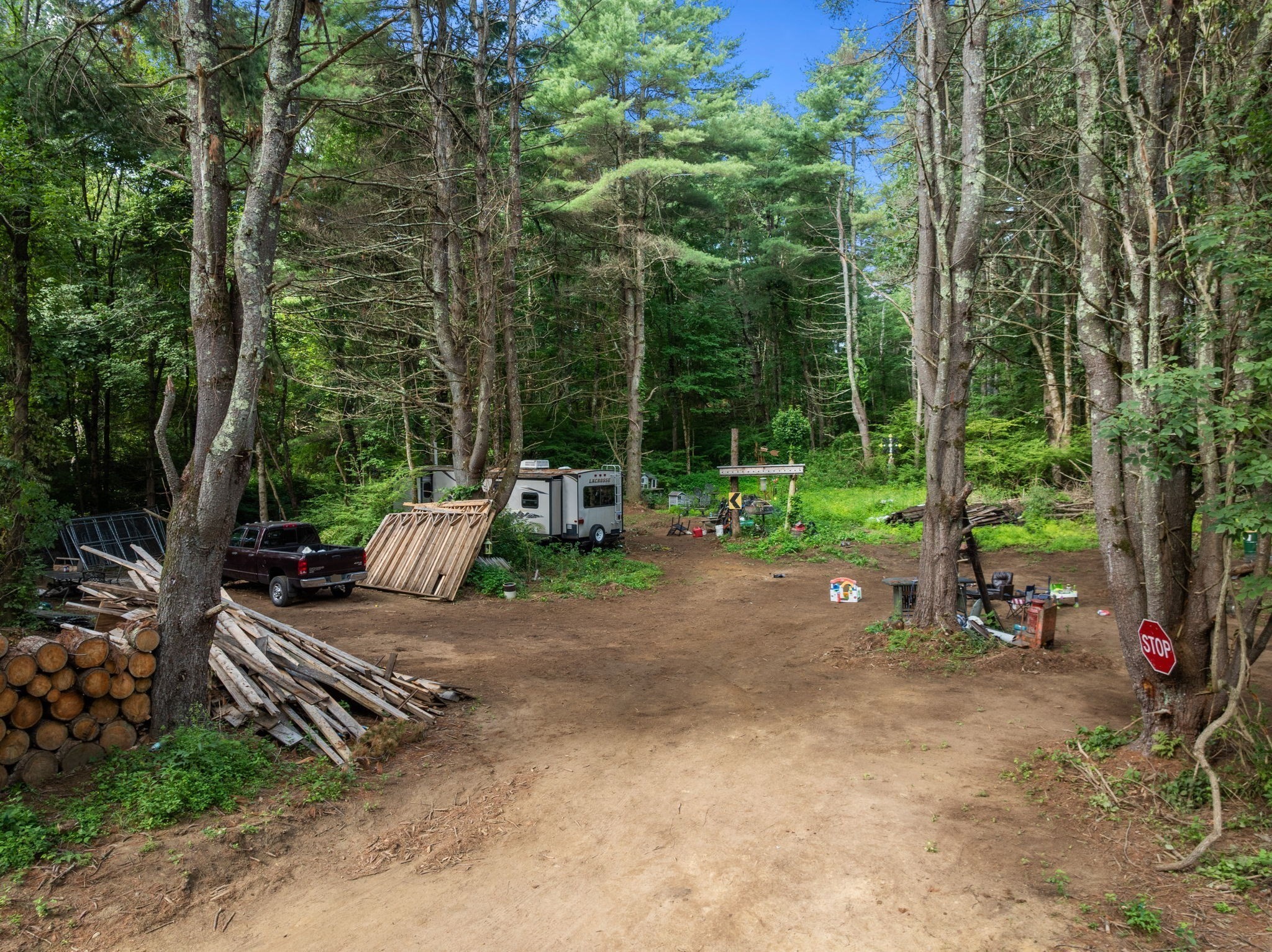 main property photo 12