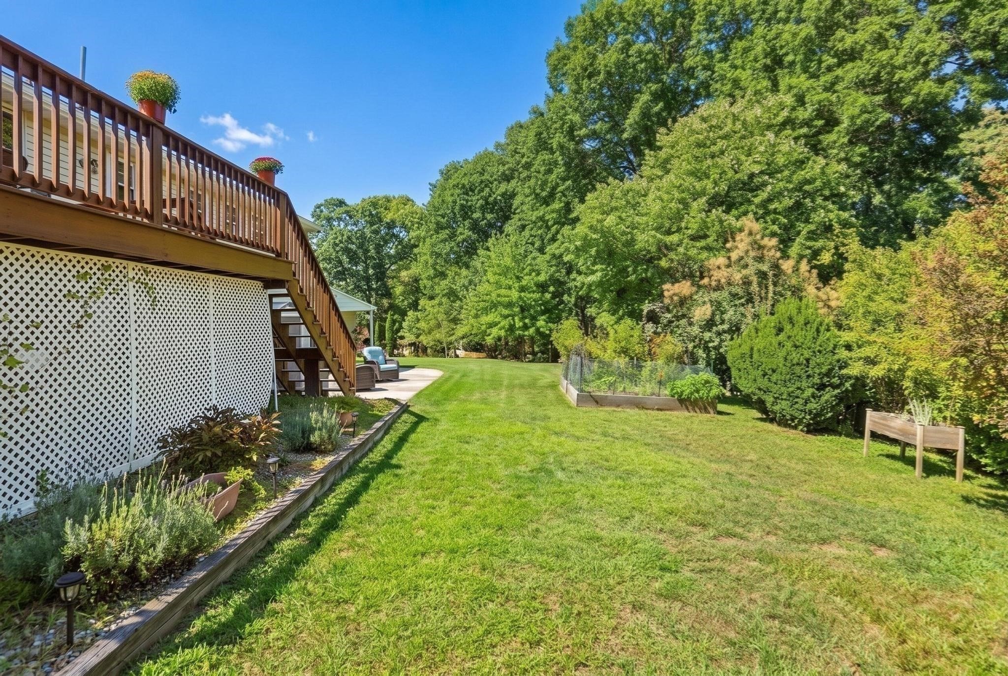 main property photo 34