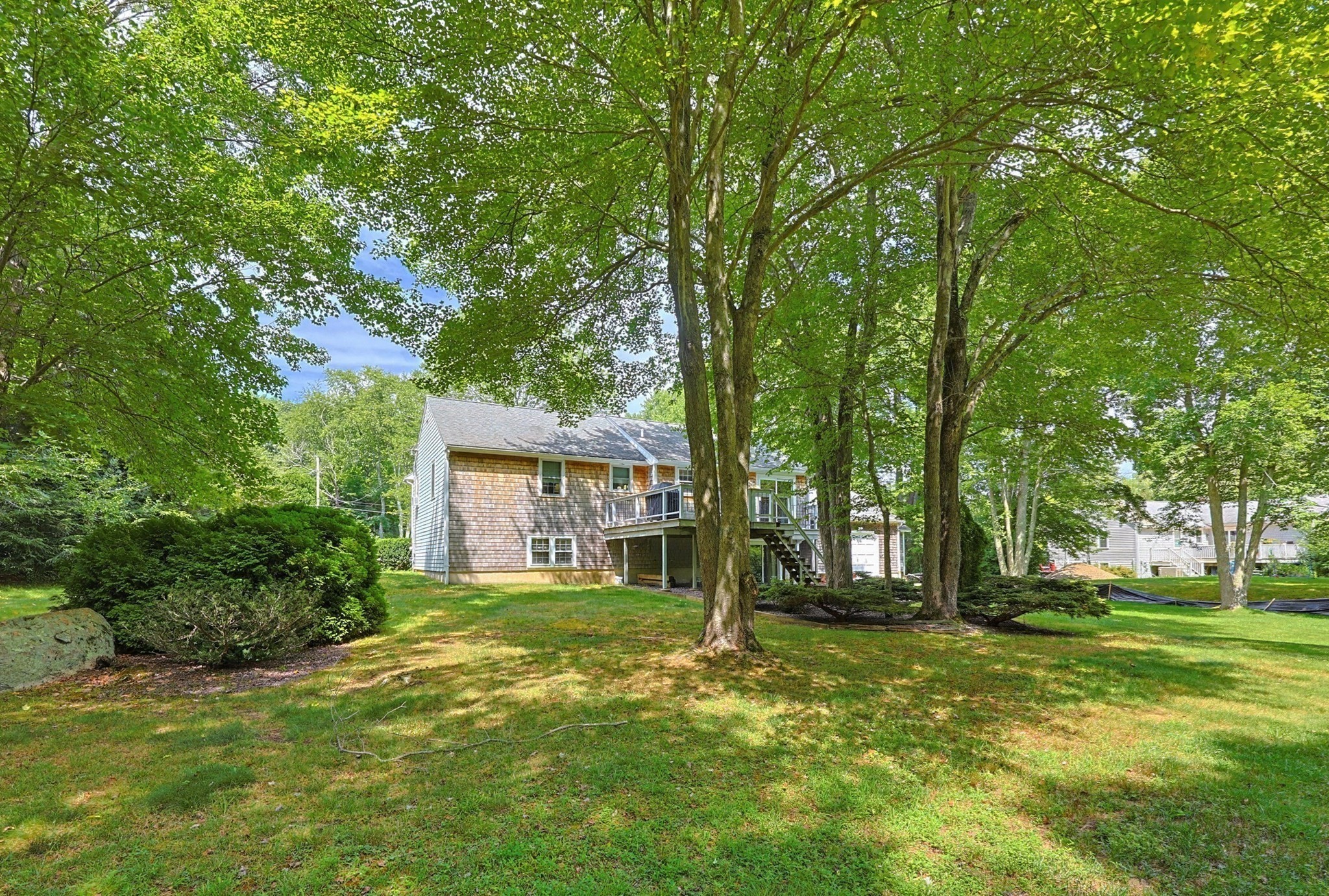main property photo 38
