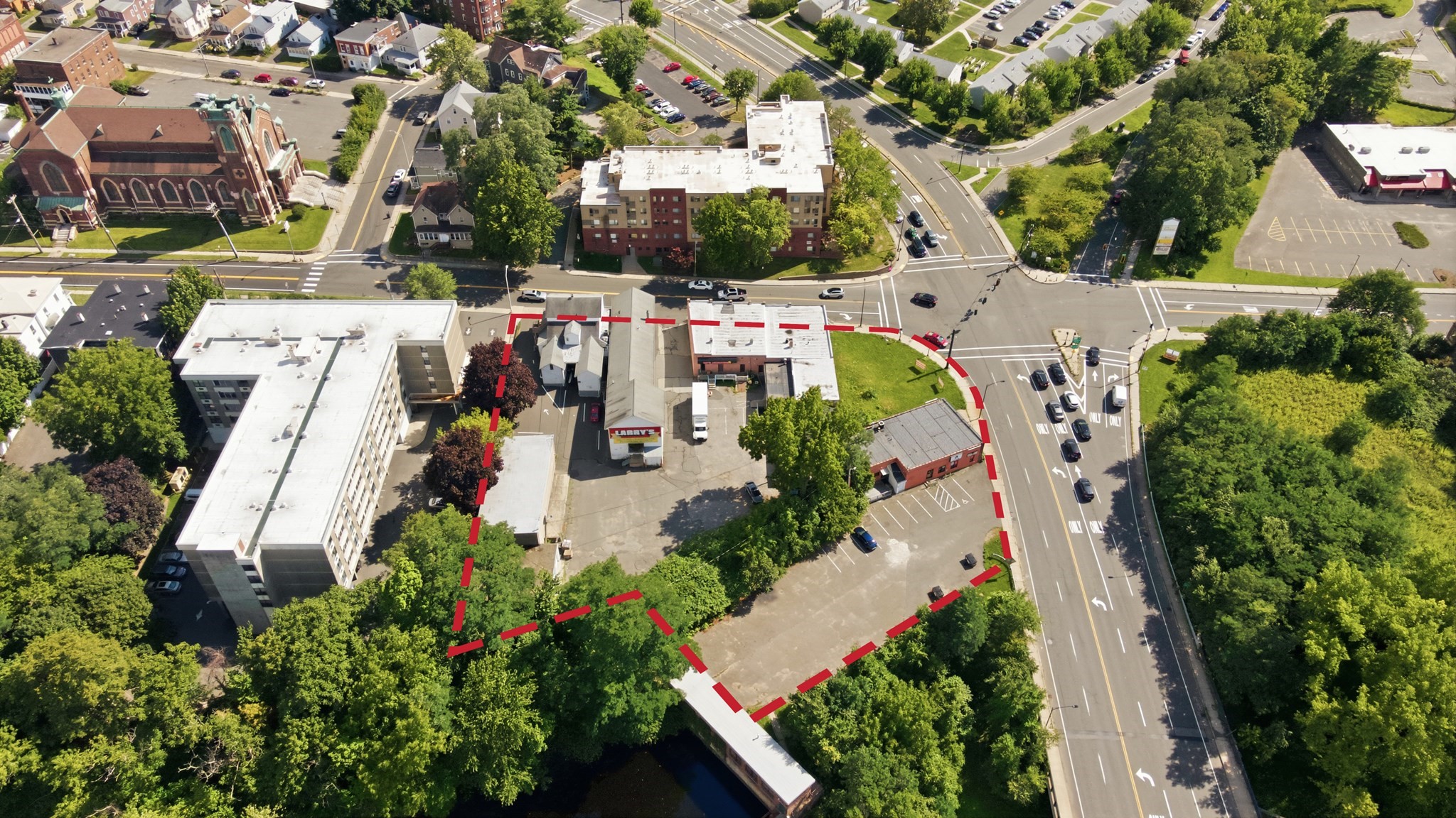 main property photo 5