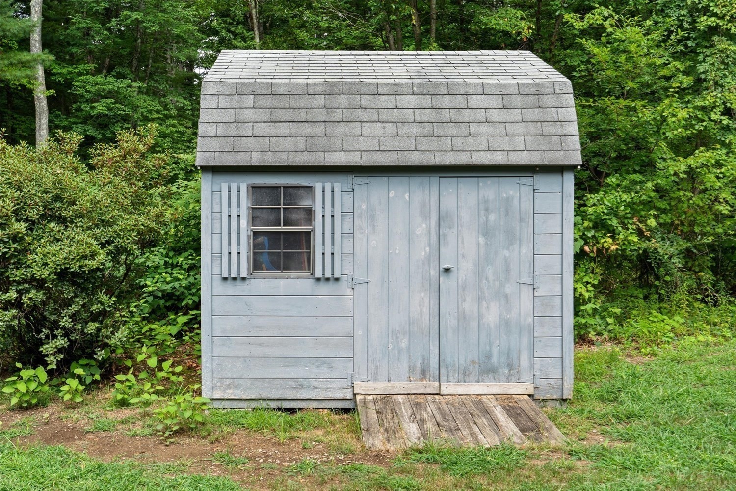 main property photo 41