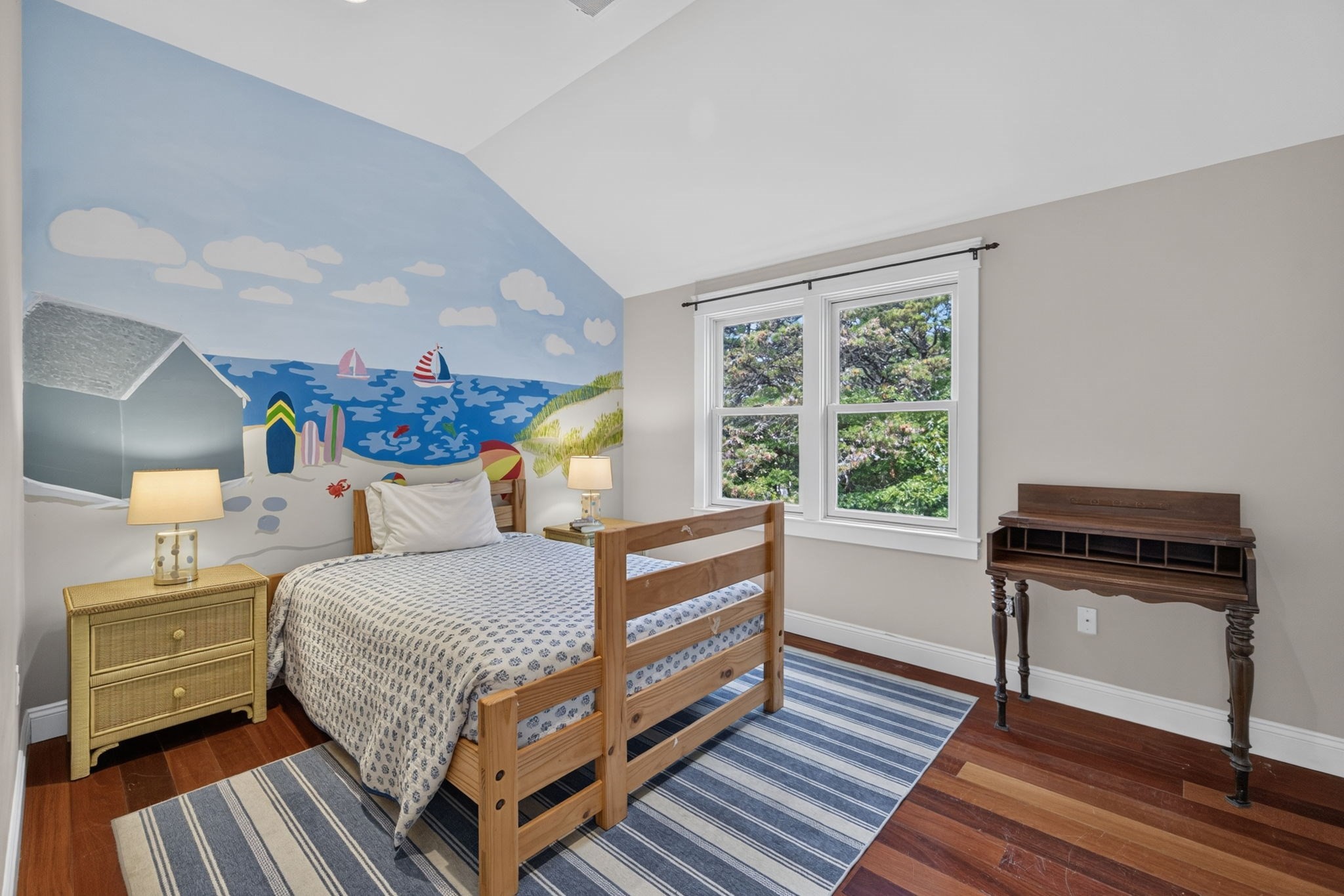 main property photo 30