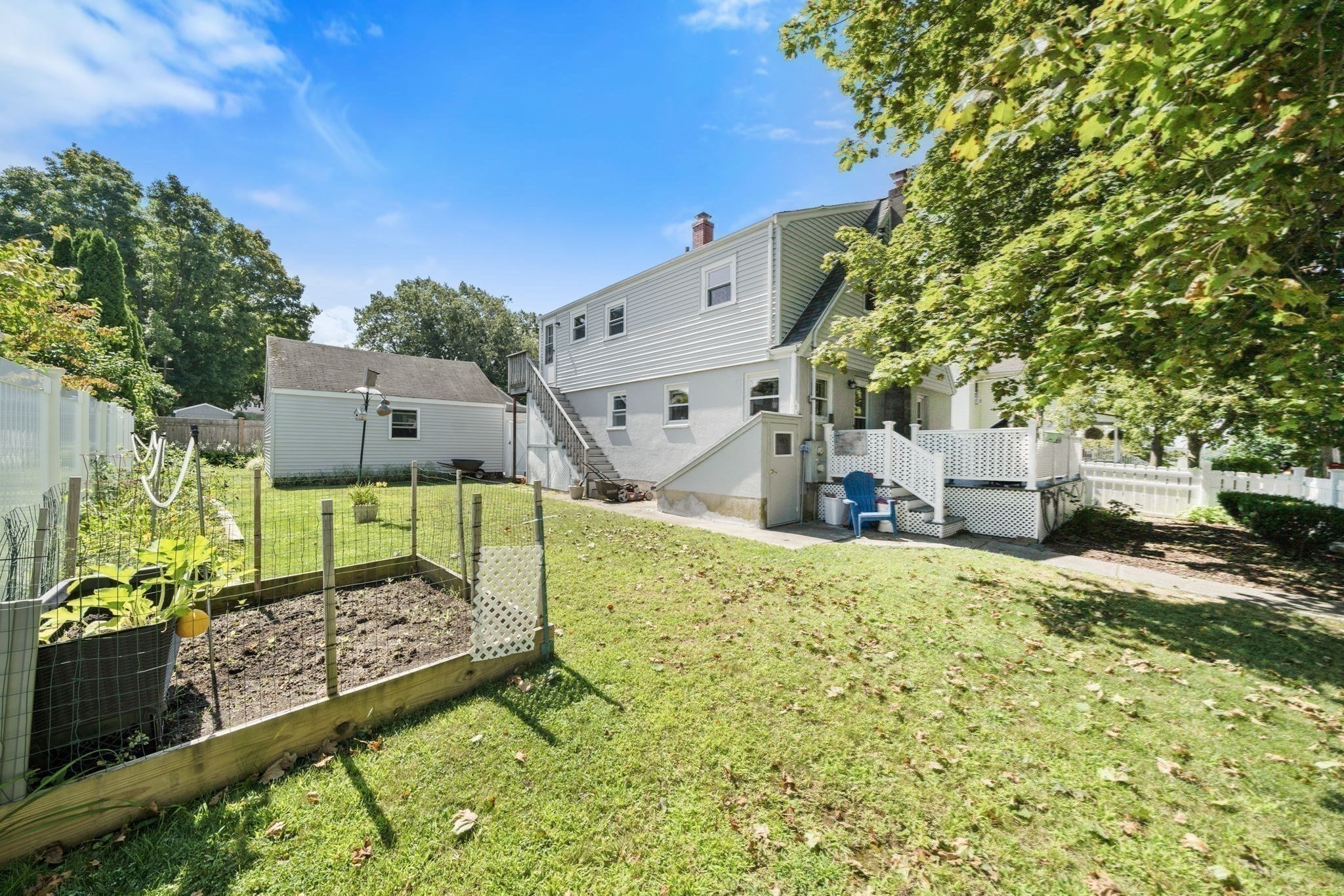 main property photo 30
