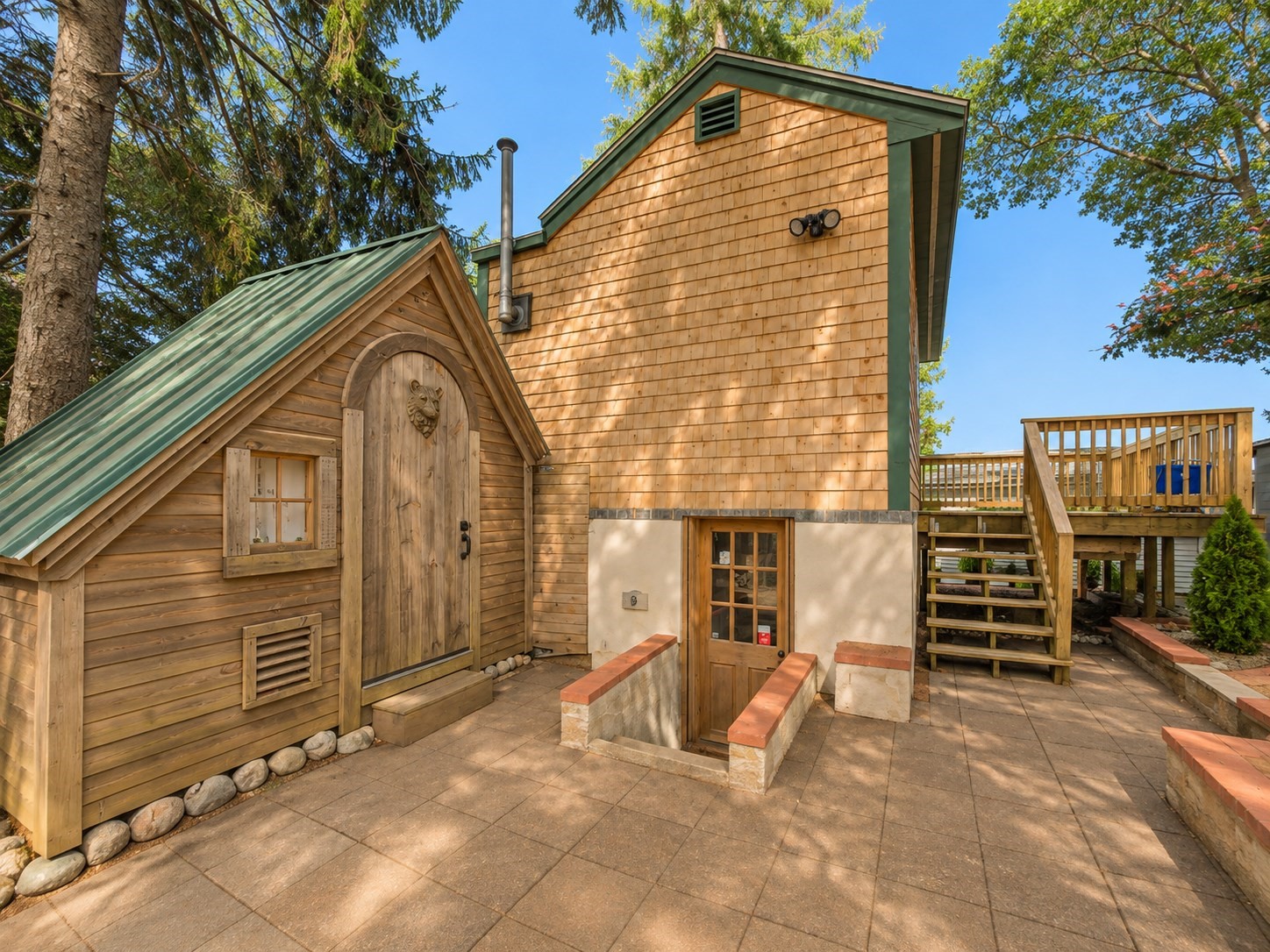 main property photo 21