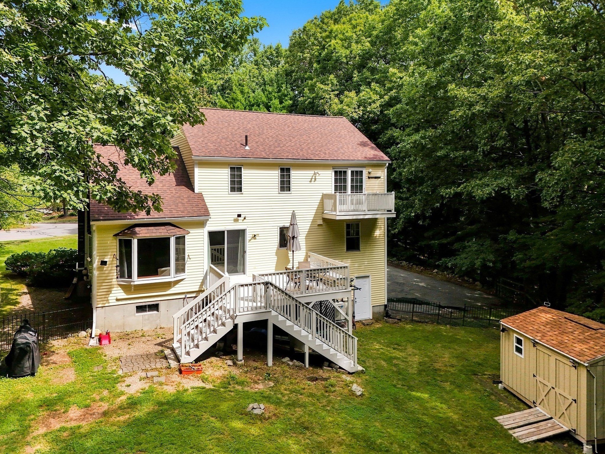 main property photo 26