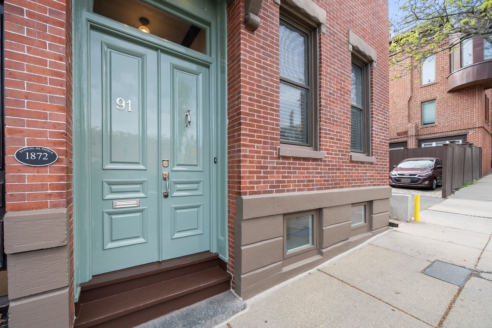 main property photo 17