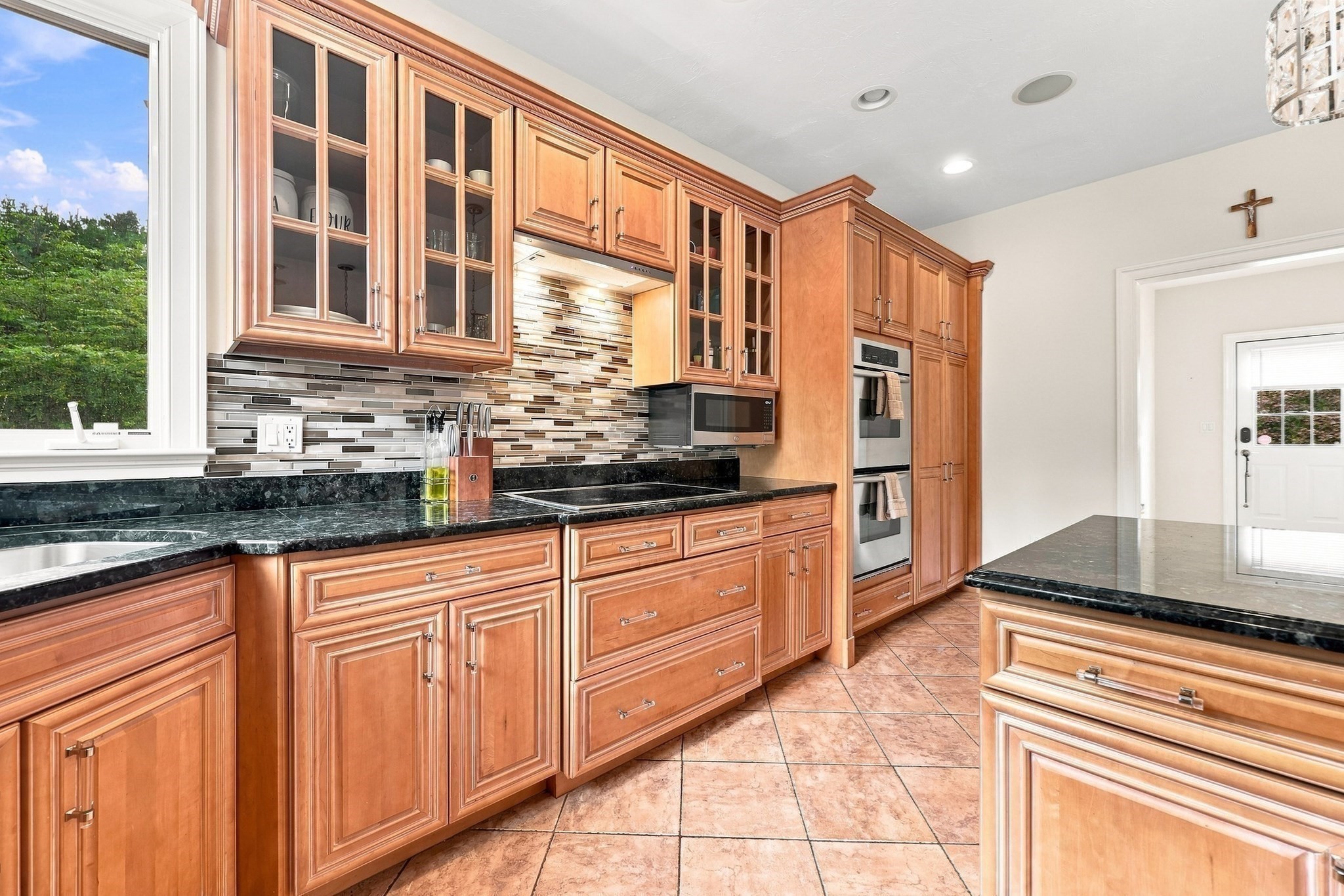 main property photo 12