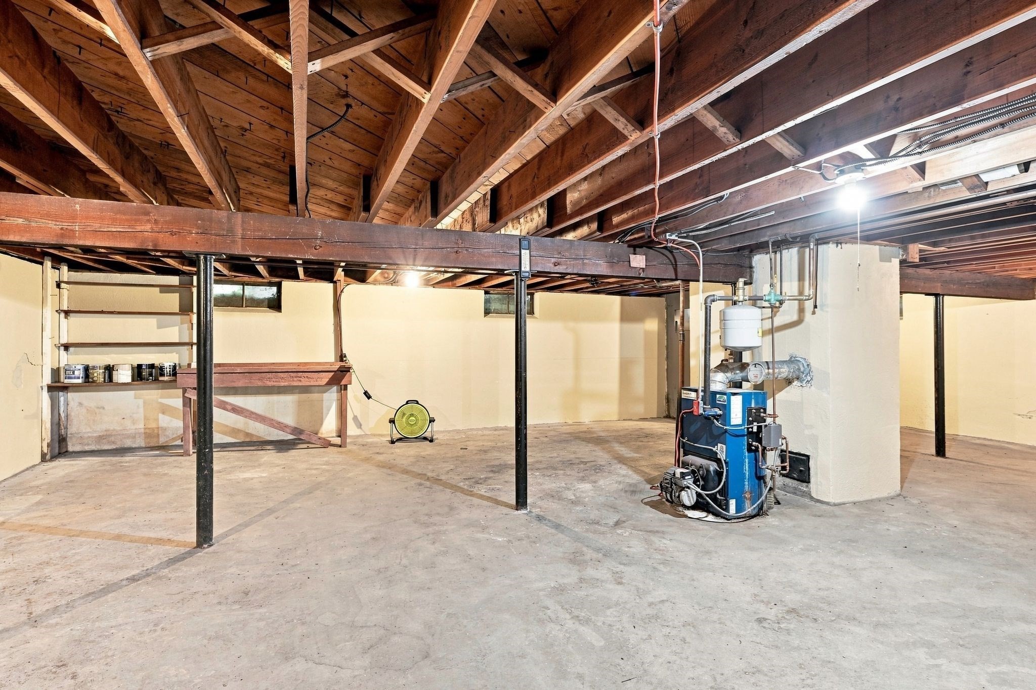 main property photo 29