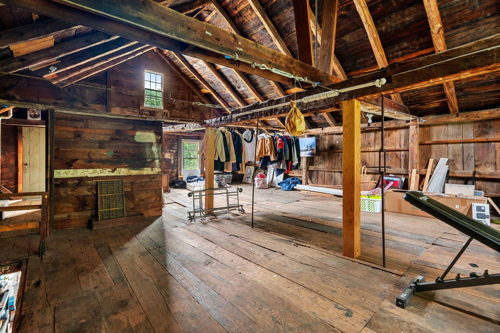 main property photo 25