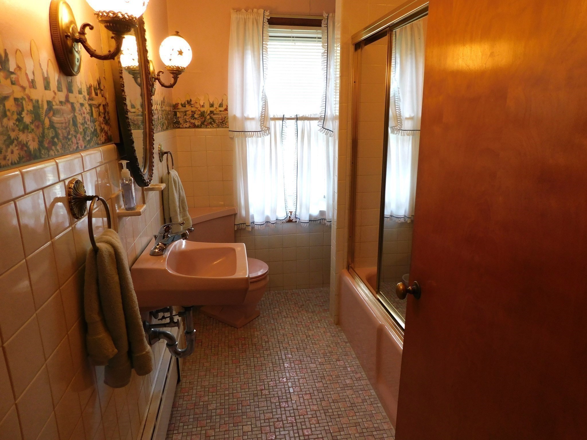 main property photo 17