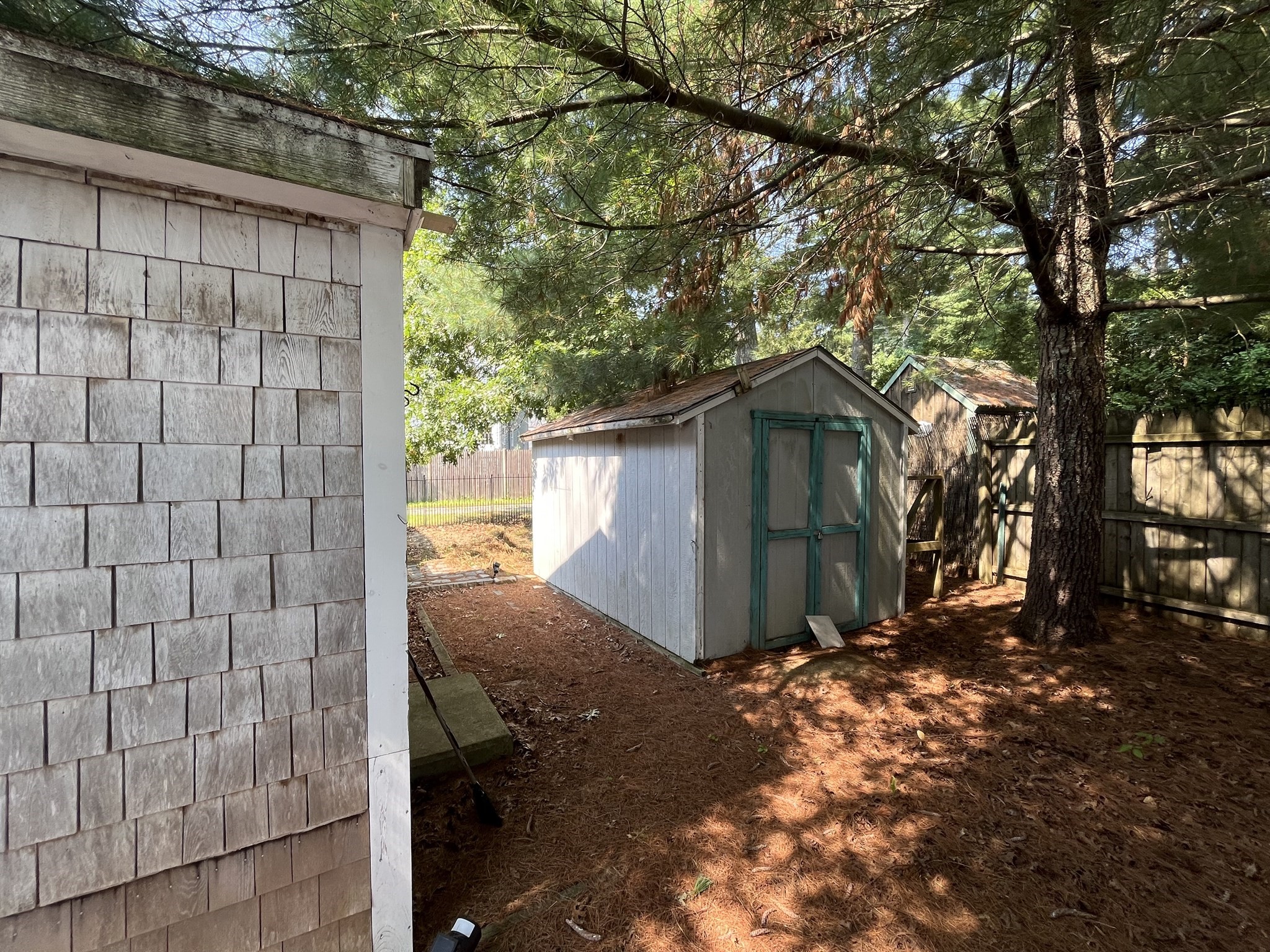 main property photo 23