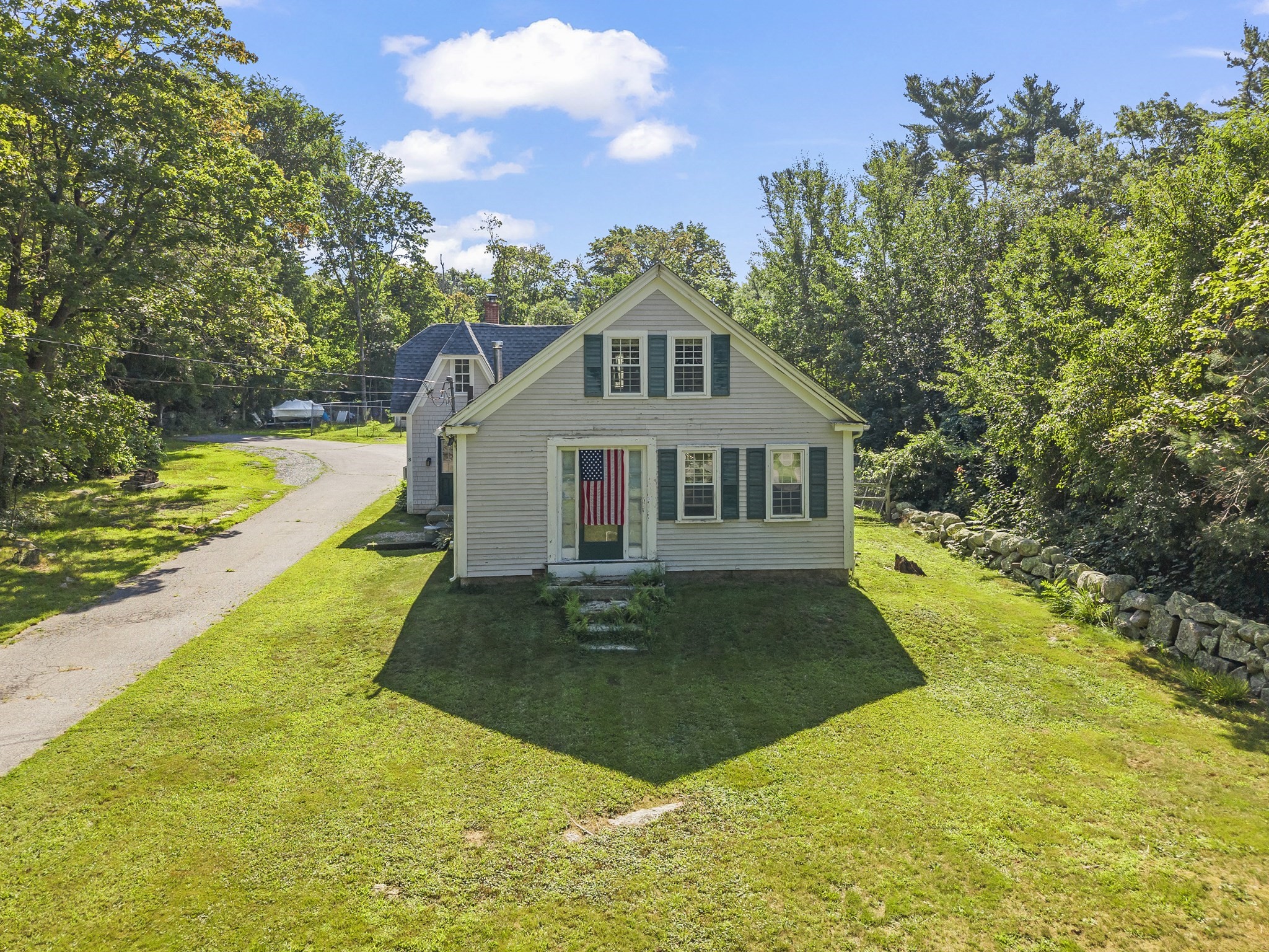 main property photo 13