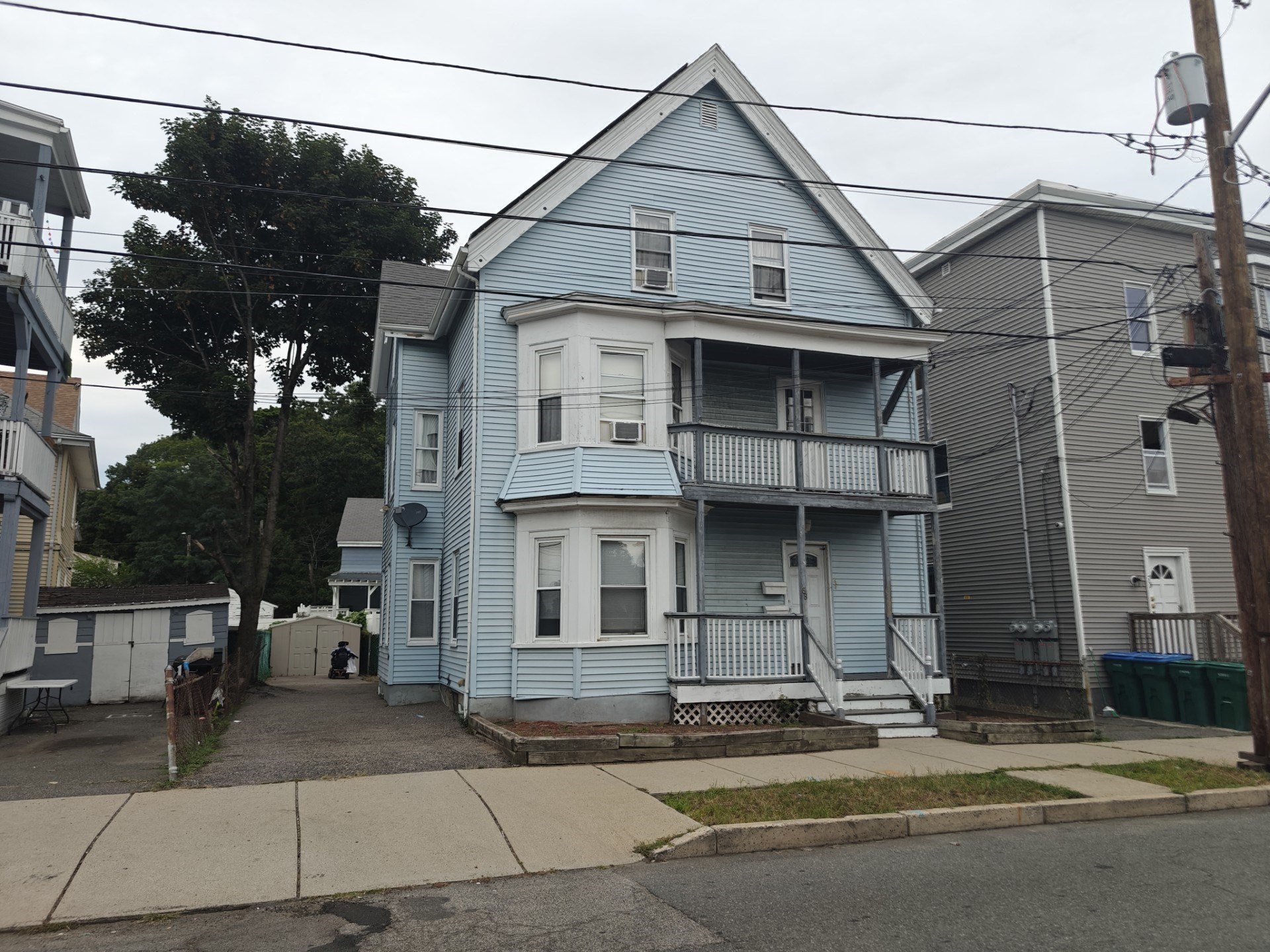 main property photo 23
