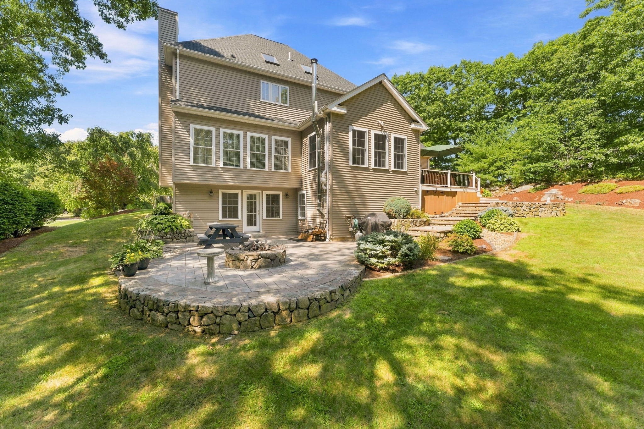 main property photo 39