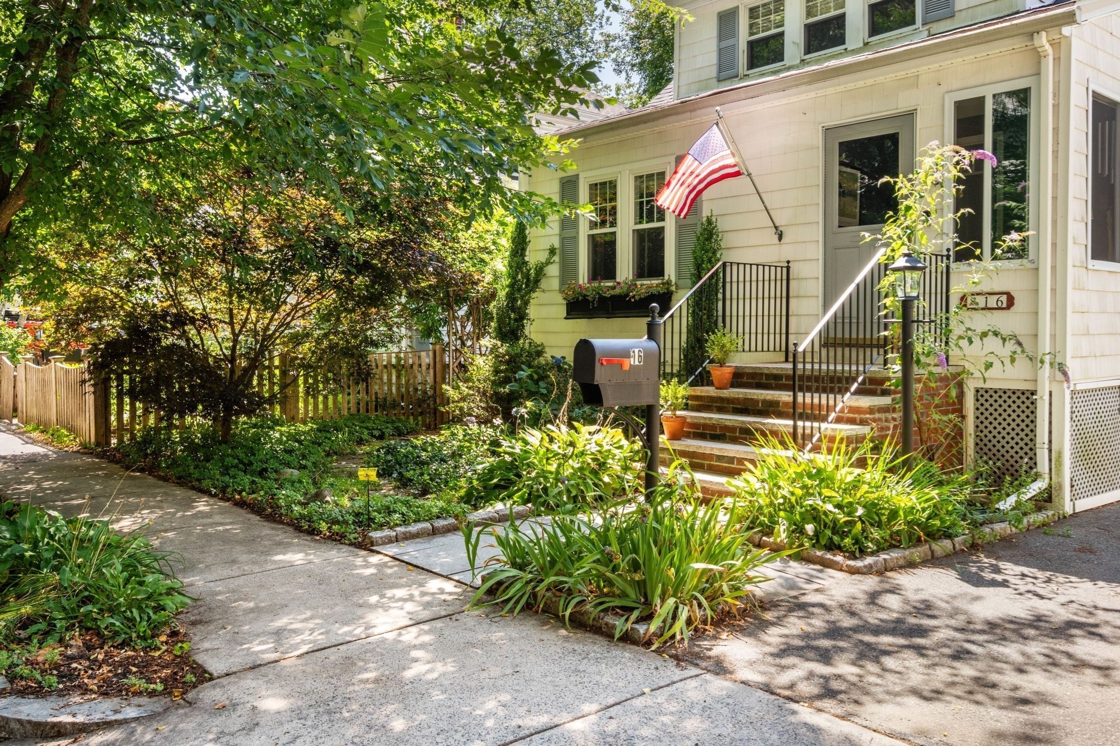 main property photo 35