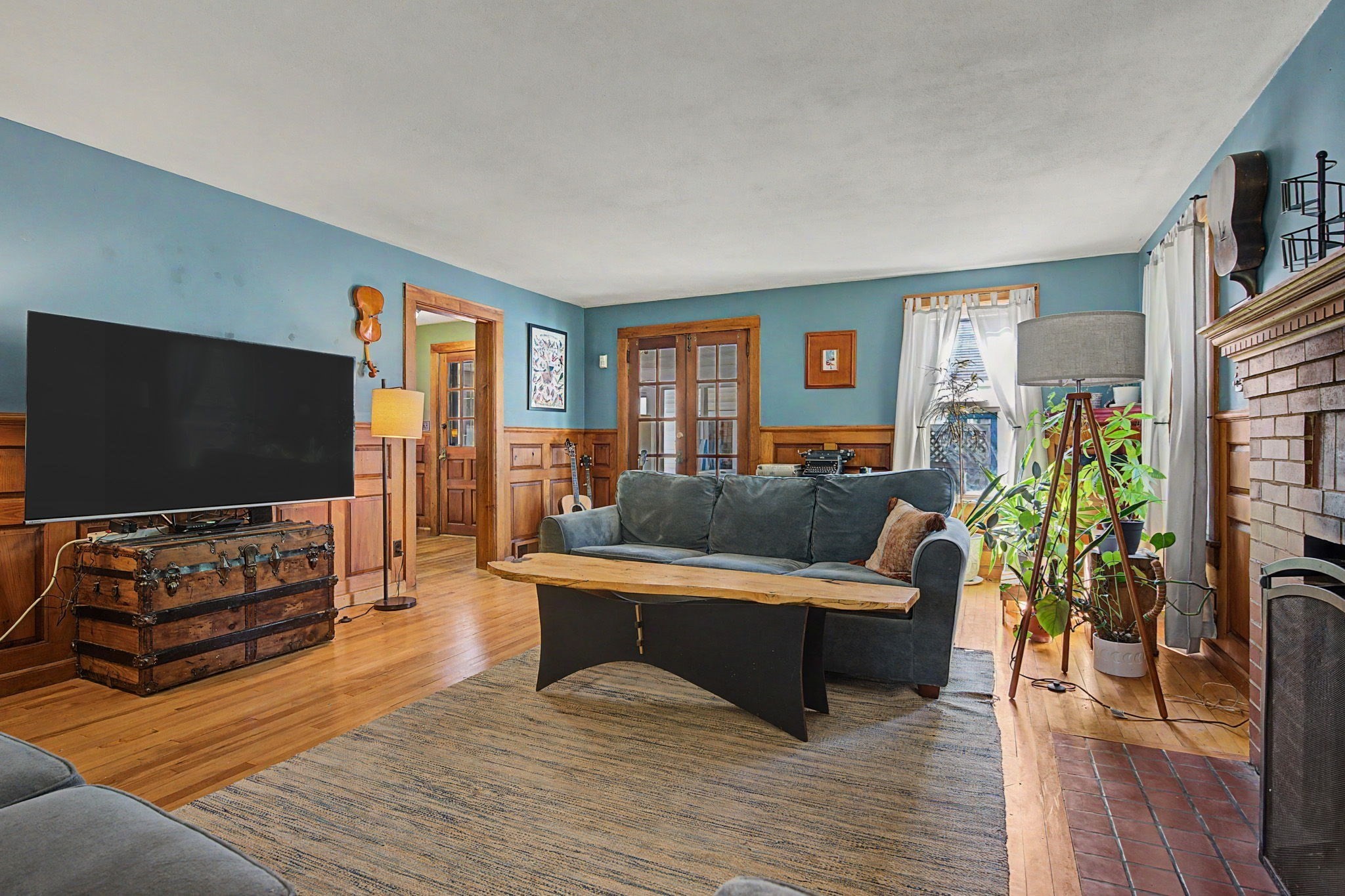 main property photo 5