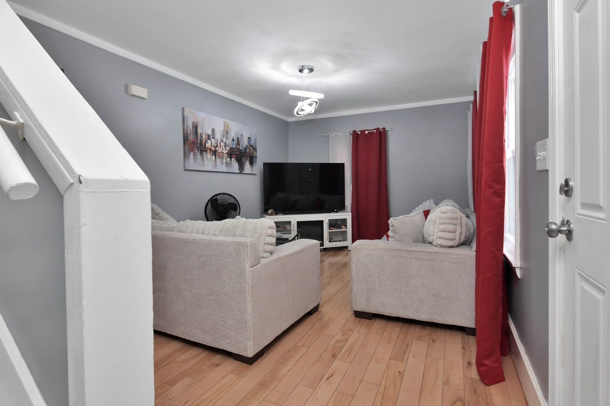 main property photo 6