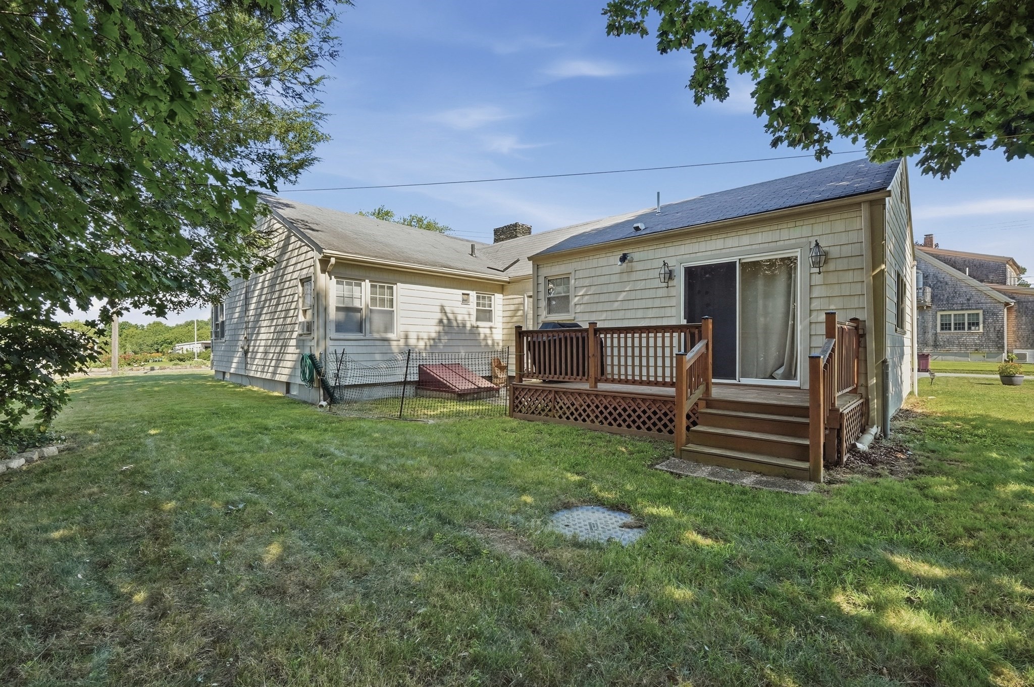 main property photo 30