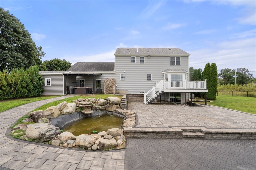 main property photo 8
