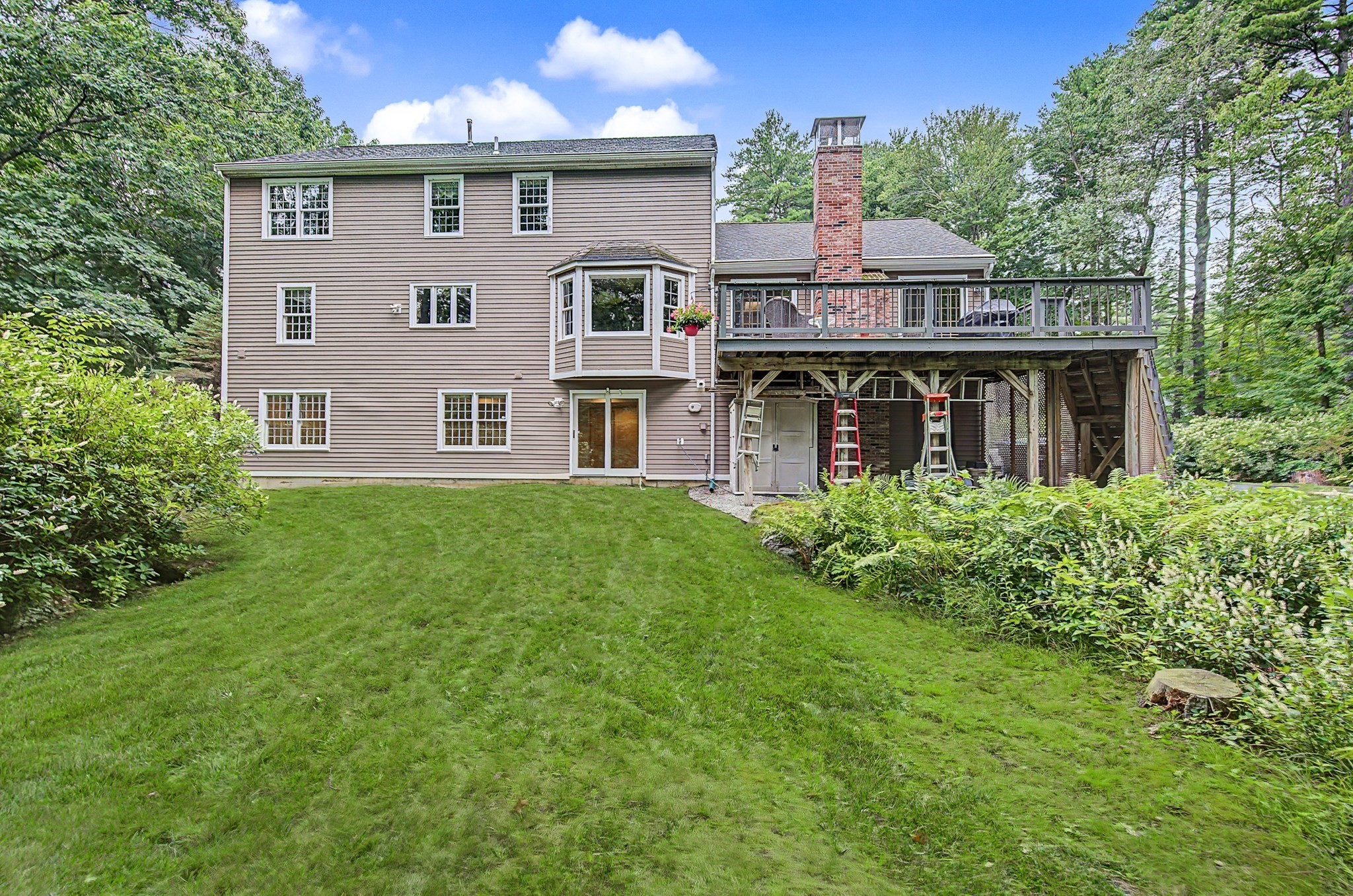 main property photo 36