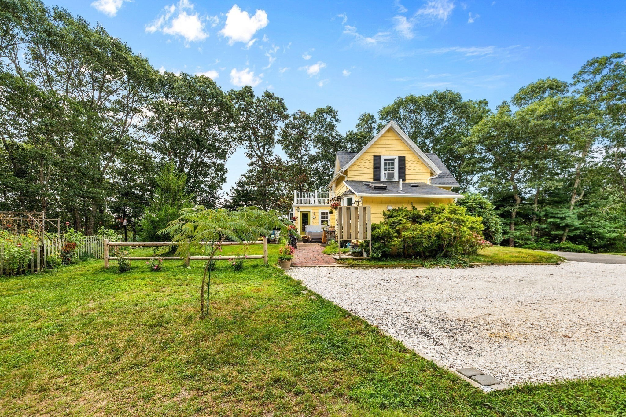 main property photo 24
