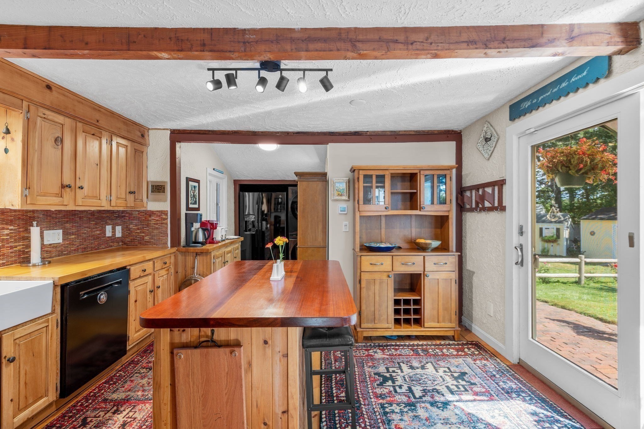 main property photo 31