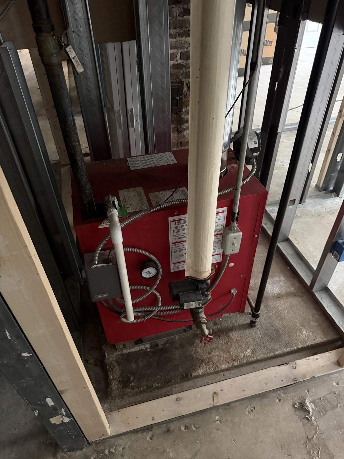 main property photo 32