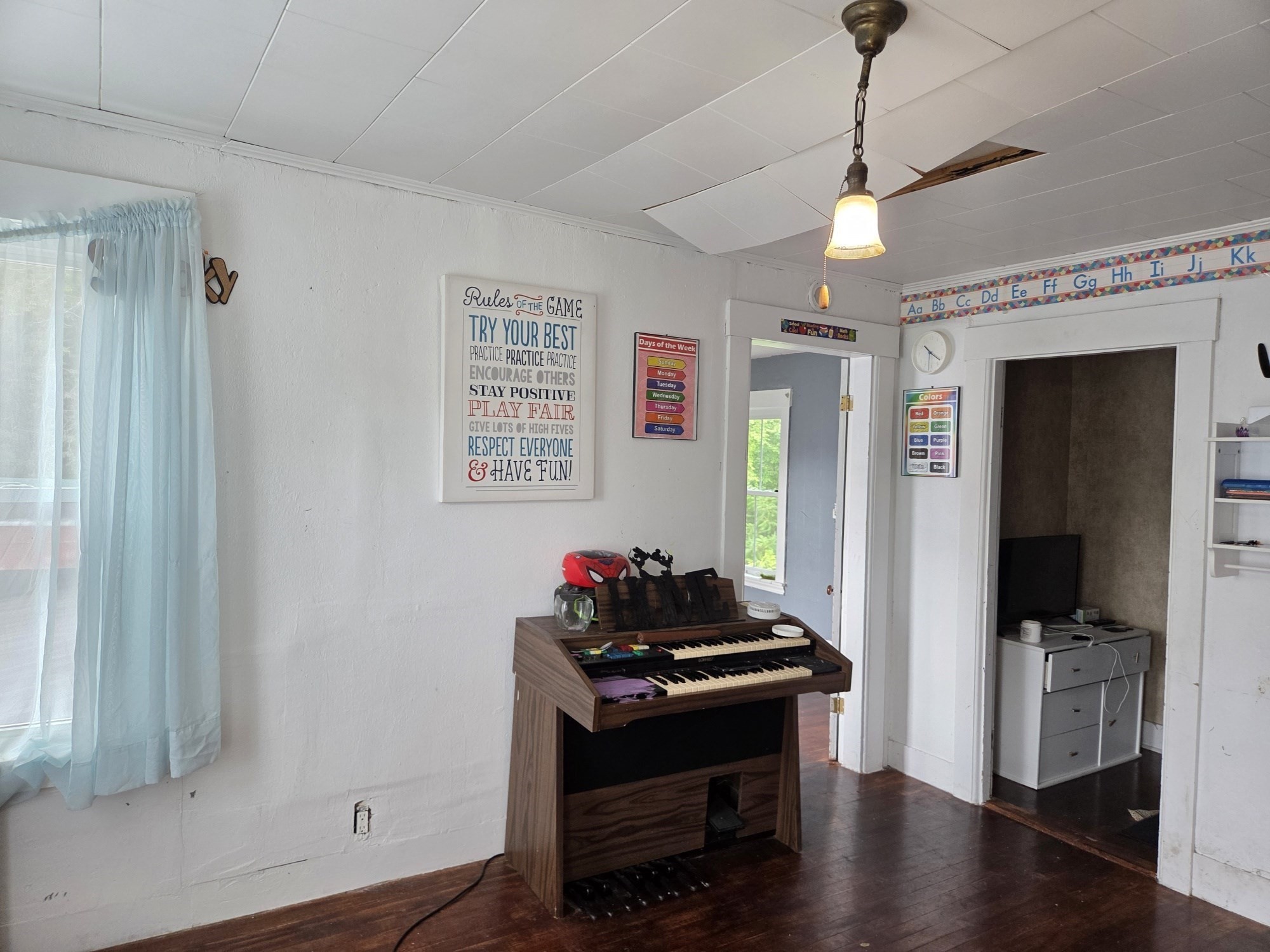 main property photo 12