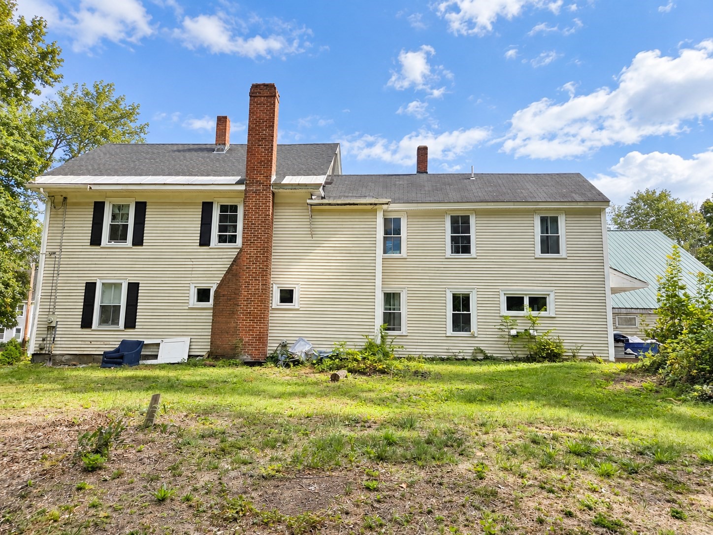 main property photo 17