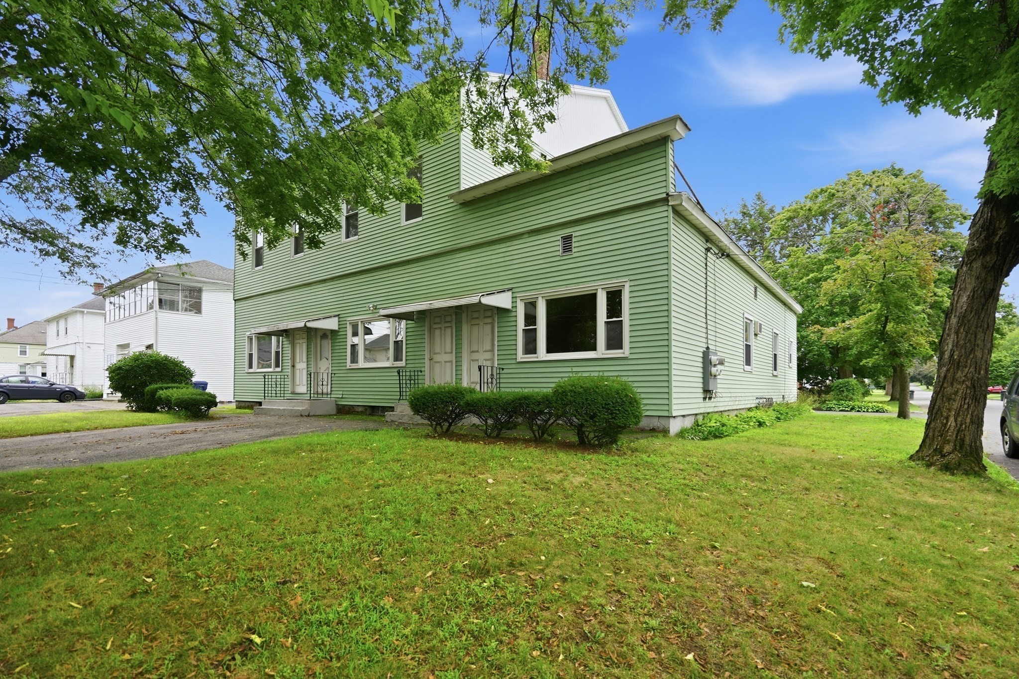 main property photo 41
