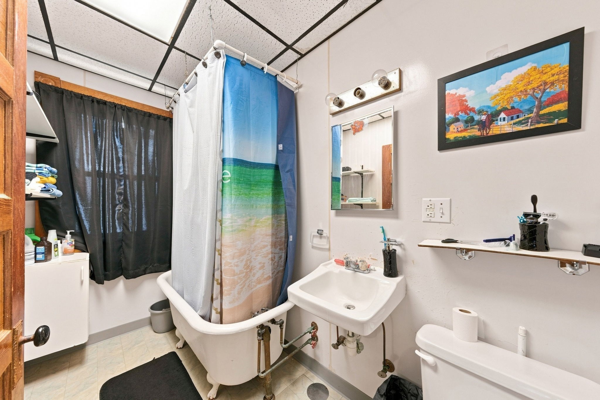main property photo 11