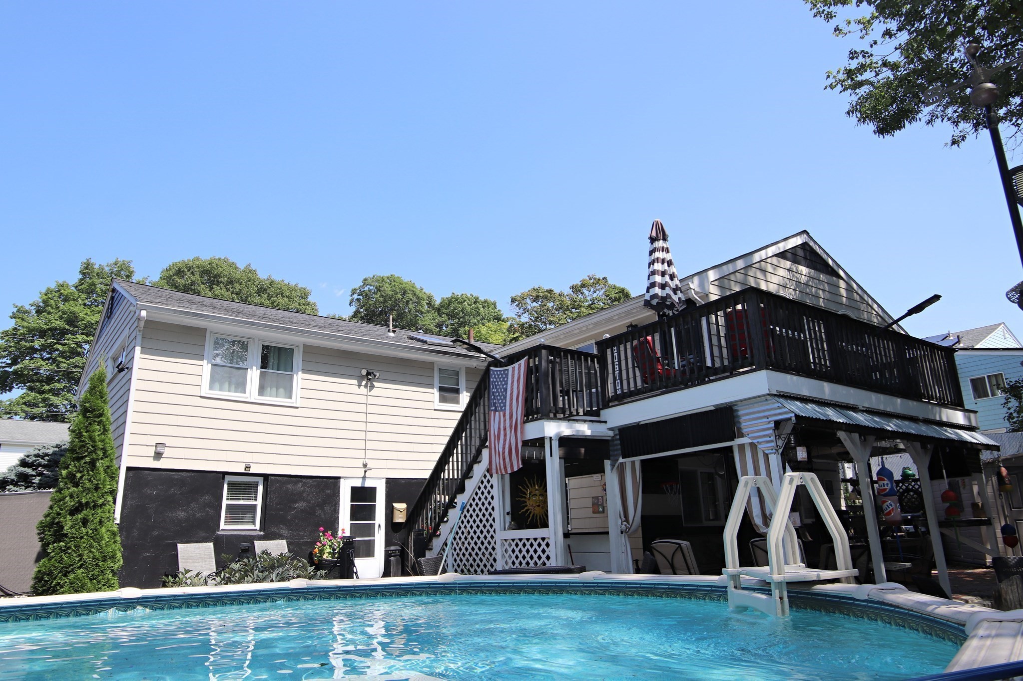 main property photo 38