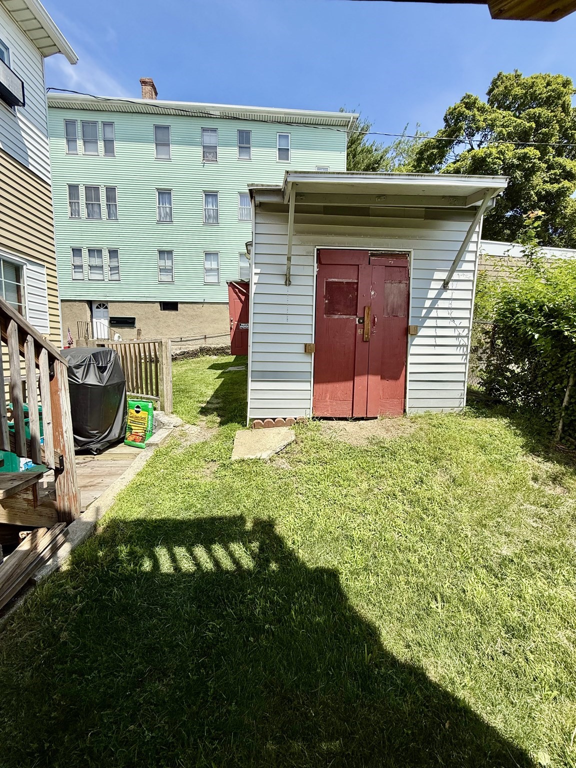 main property photo 41
