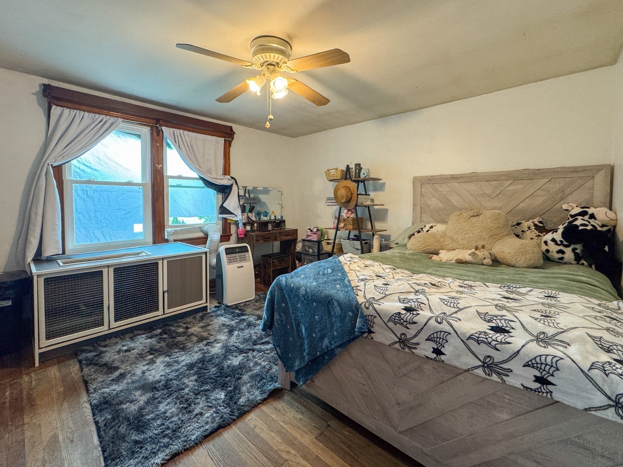 main property photo 7